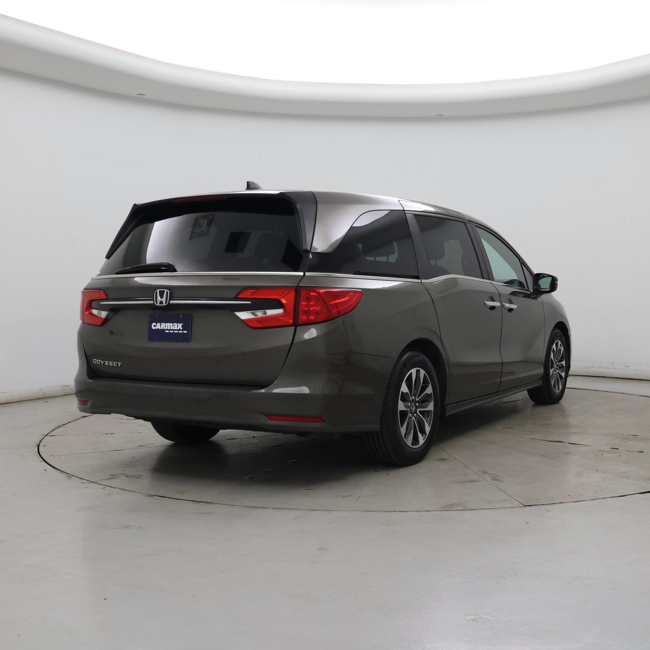Thumbnail: 2023 Honda Odyssey - 8