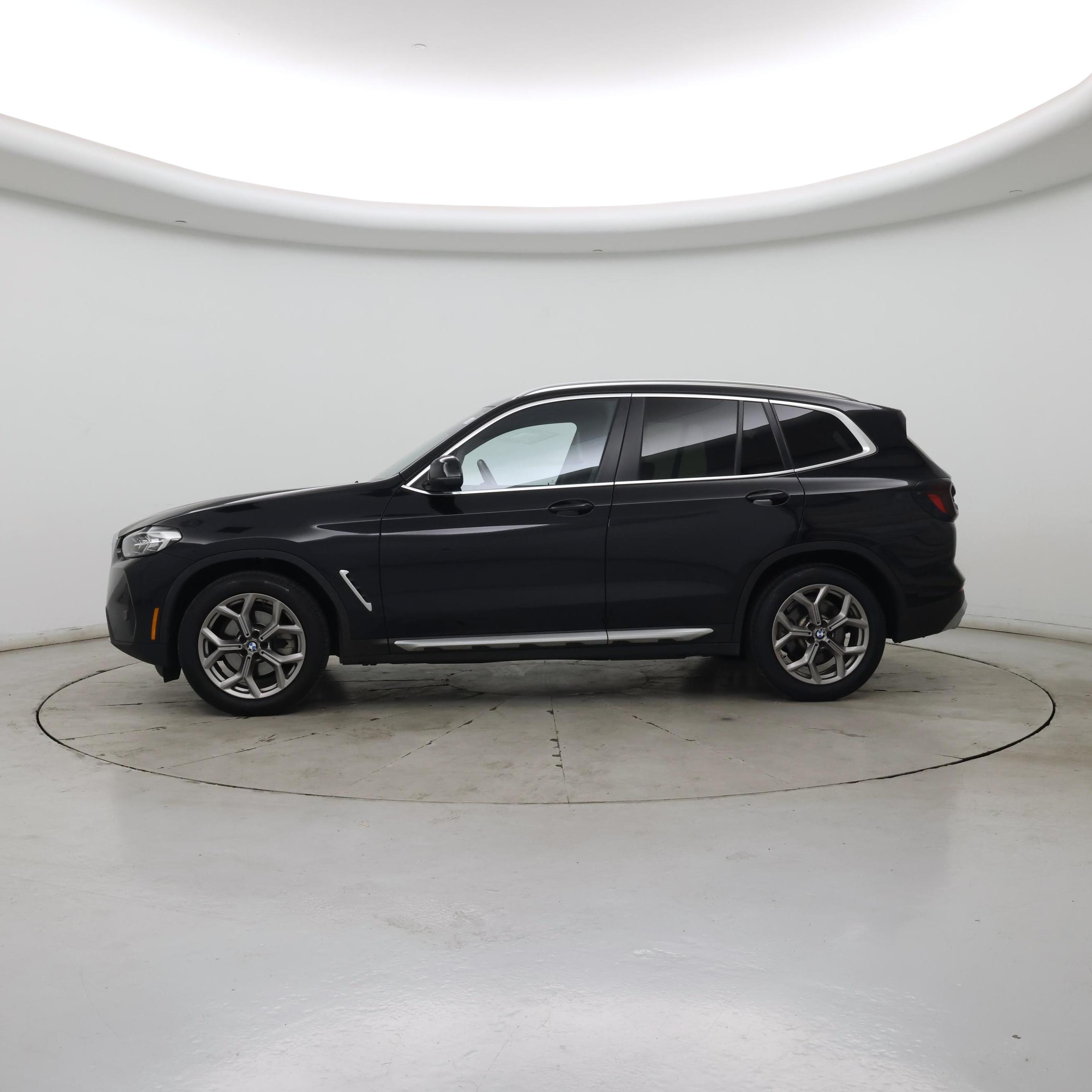Thumbnail: 2023 BMW X3 - 3