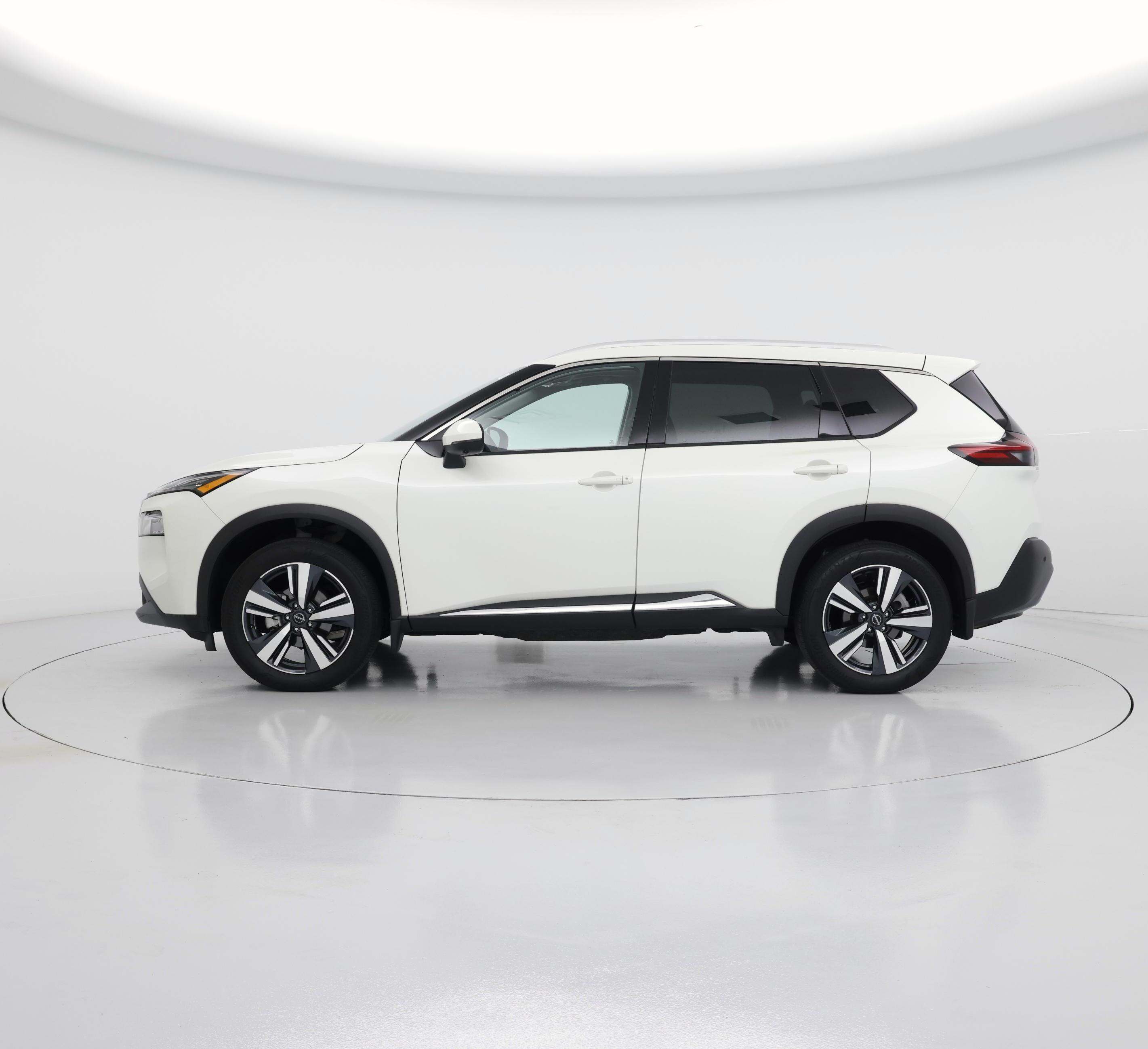 Thumbnail: 2023 Nissan Rogue - 3