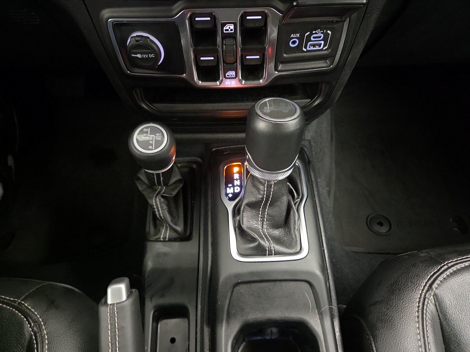 Thumbnail: 2023 Jeep Wrangler - 18