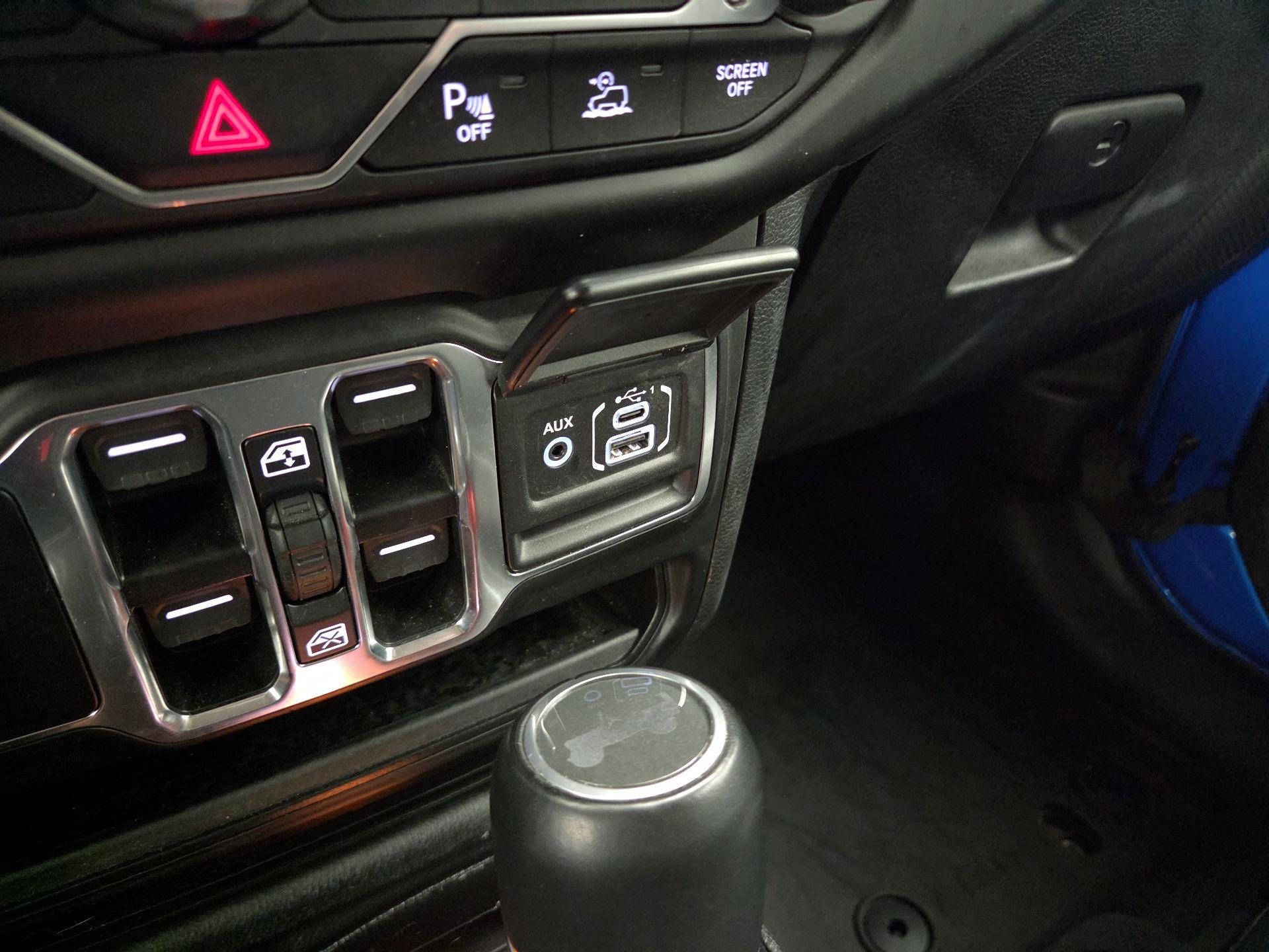 Thumbnail: 2023 Jeep Wrangler - 19