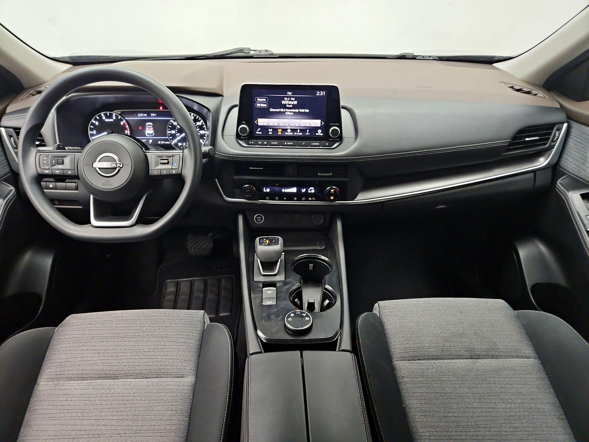 Thumbnail: 2023 Nissan Rogue - 9