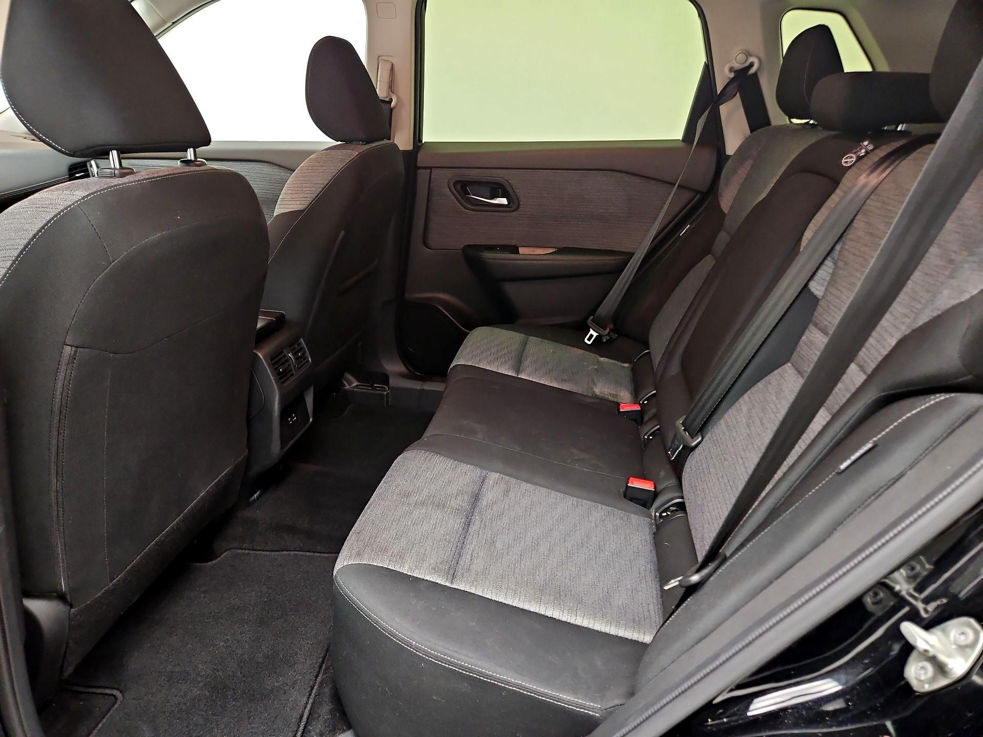 Thumbnail: 2023 Nissan Rogue - 19