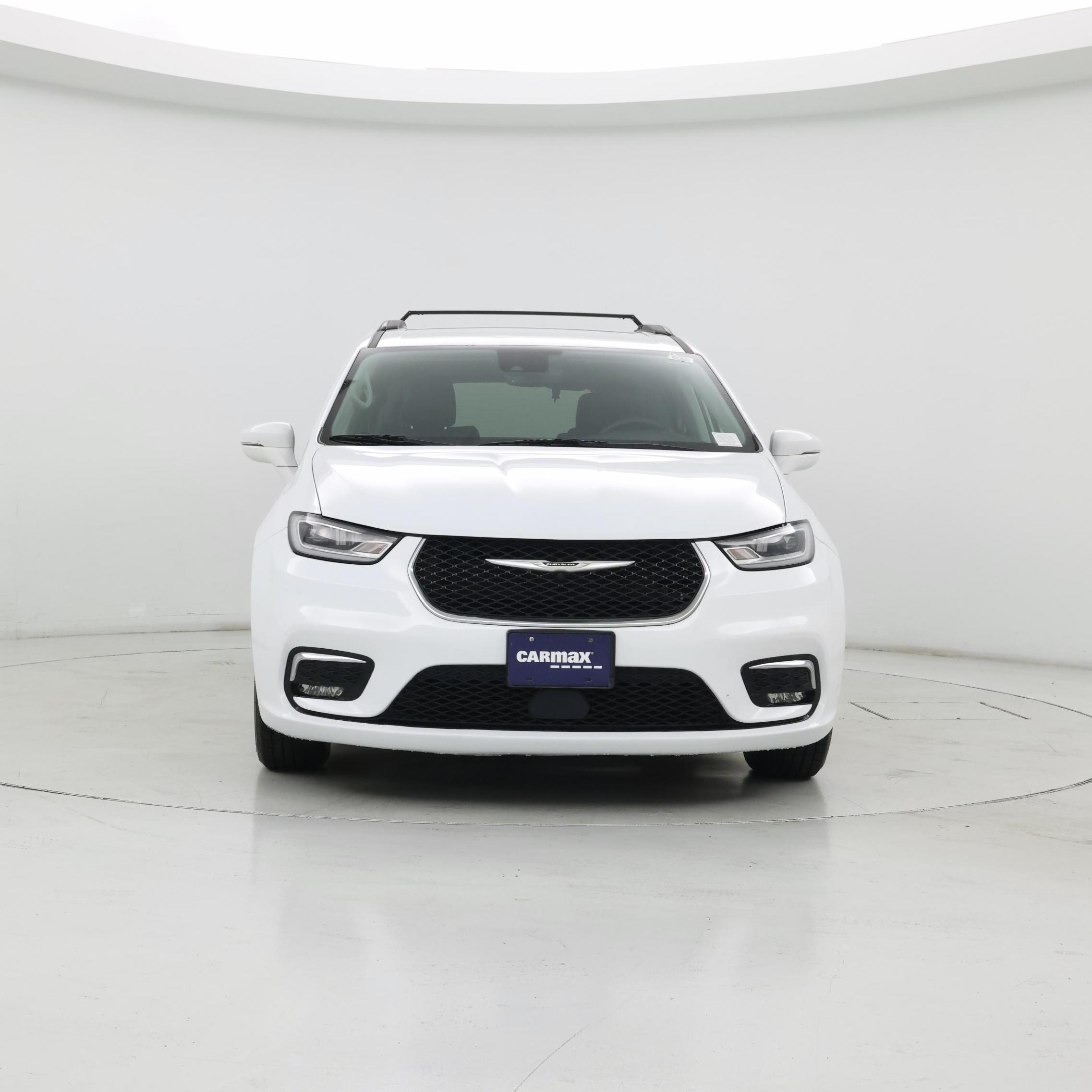 Thumbnail: 2022 Chrysler Pacifica - 5