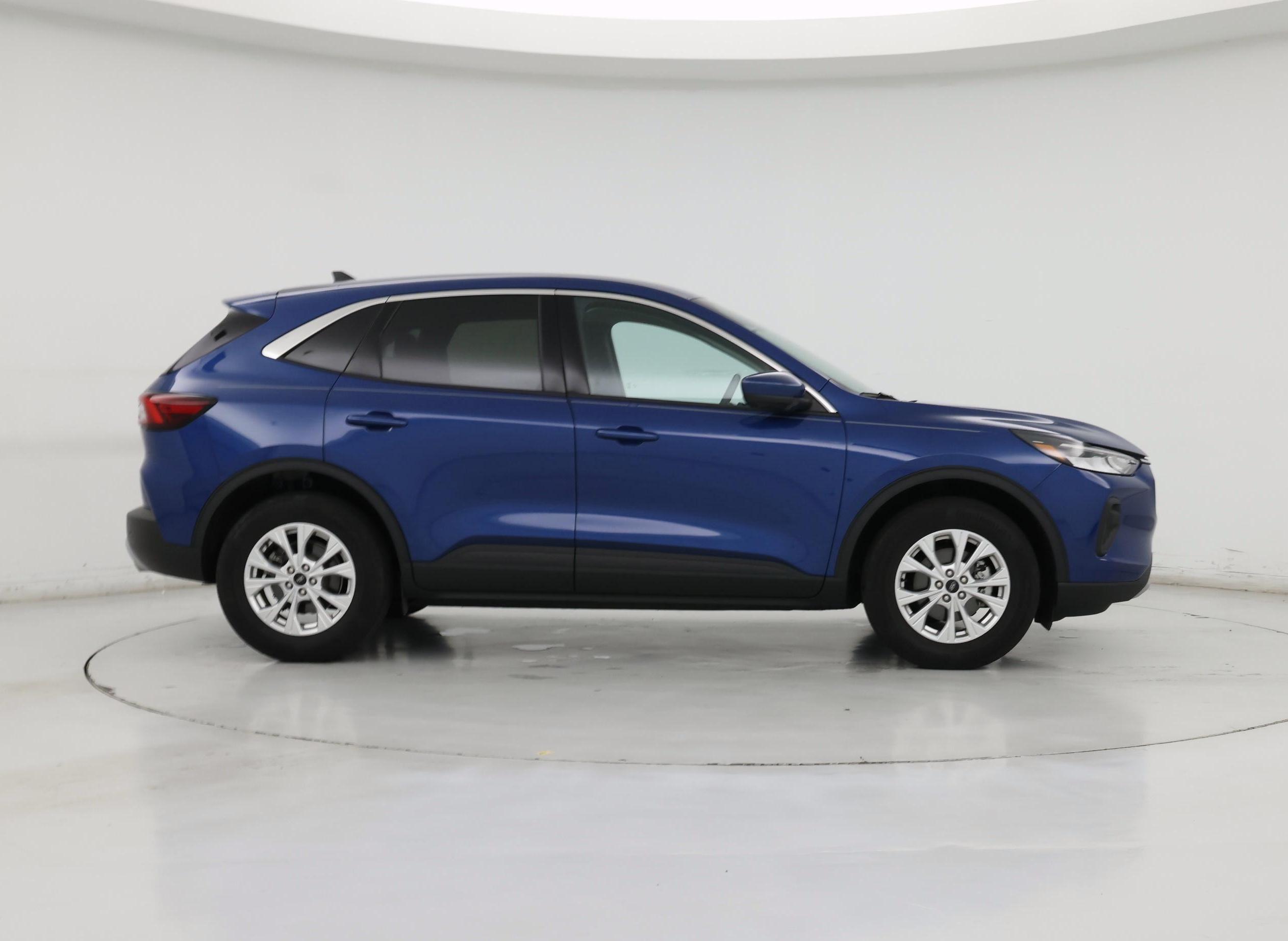 Thumbnail: 2023 Ford Escape - 7