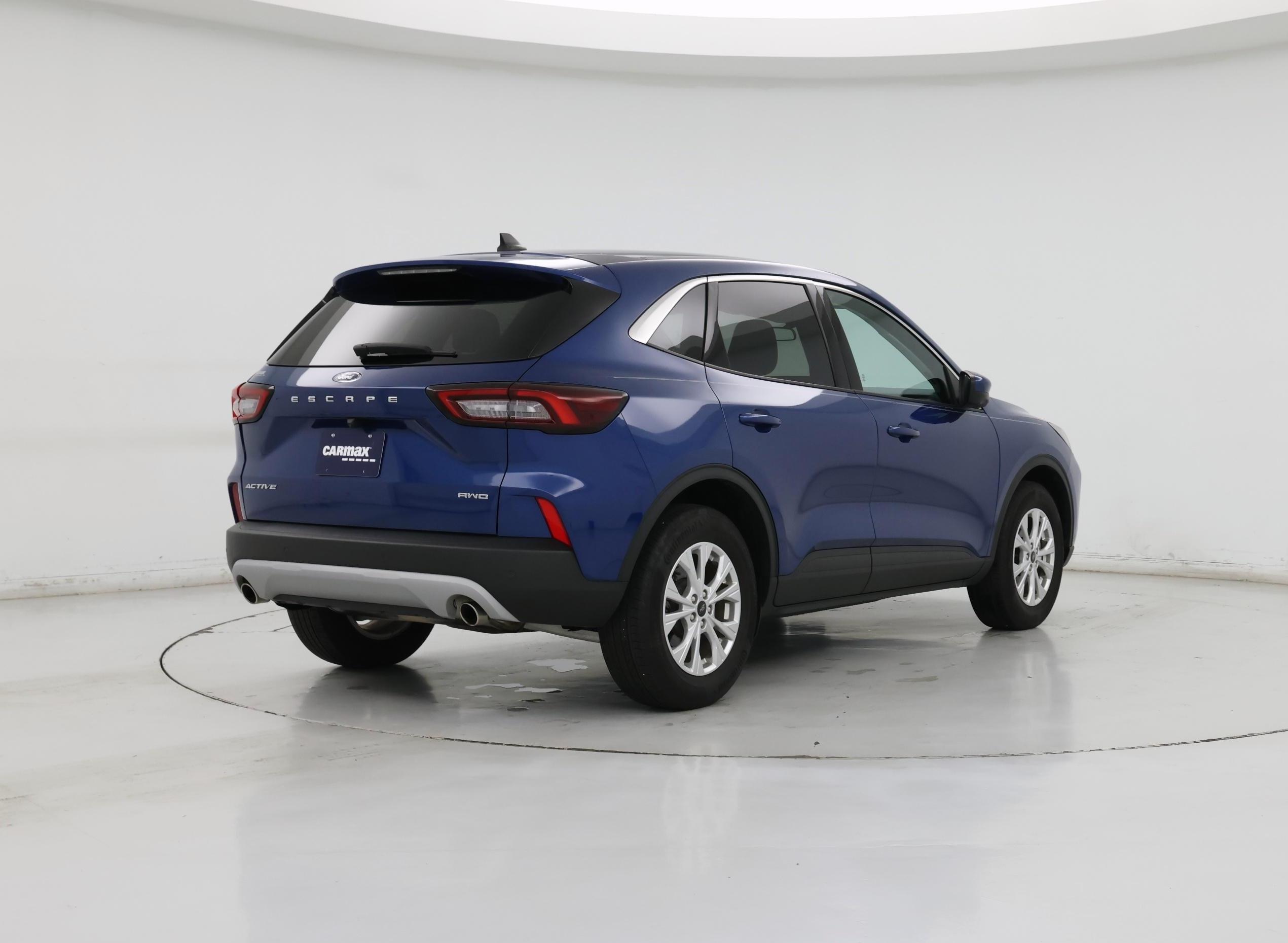 Thumbnail: 2023 Ford Escape - 8