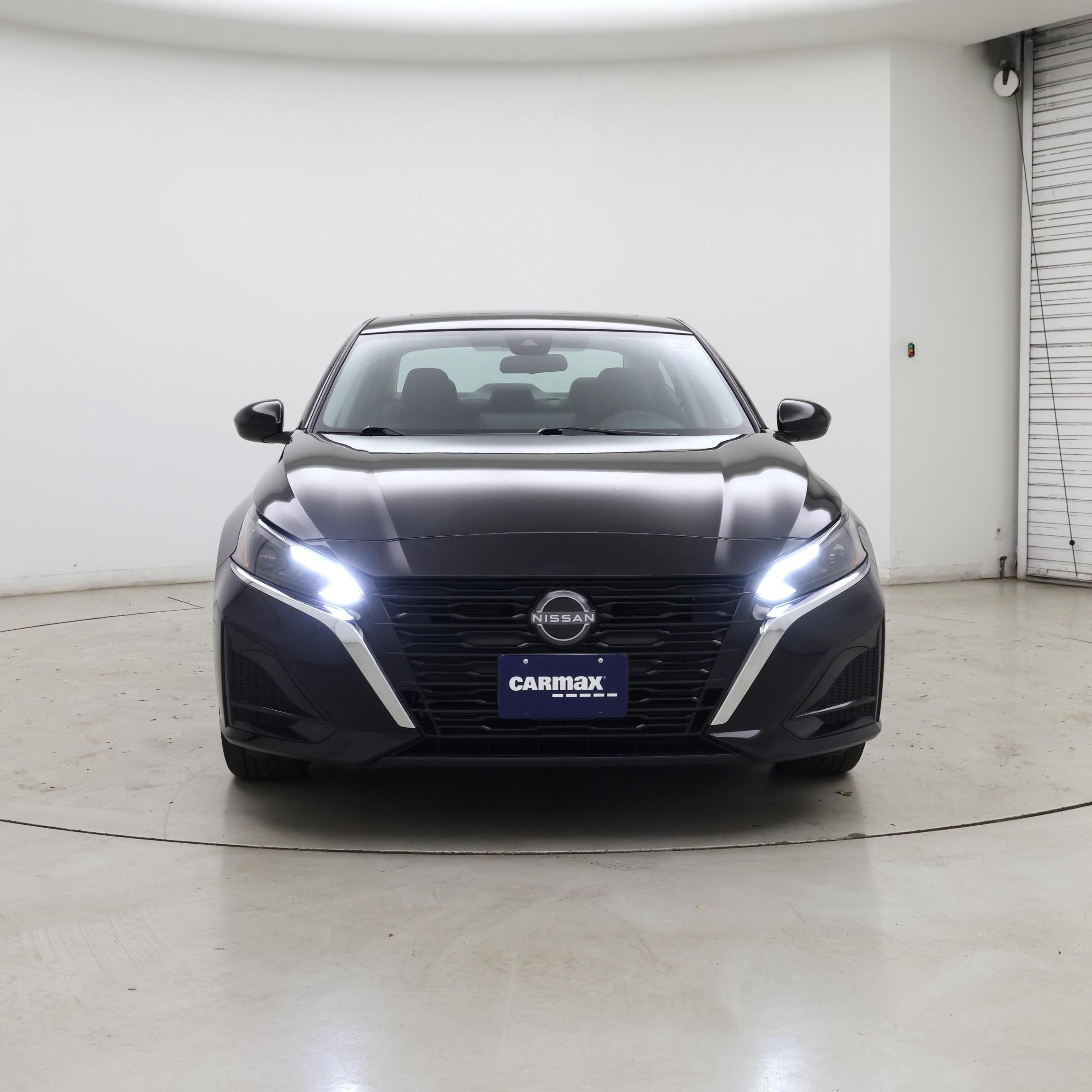 Thumbnail: 2023 Nissan Altima - 5