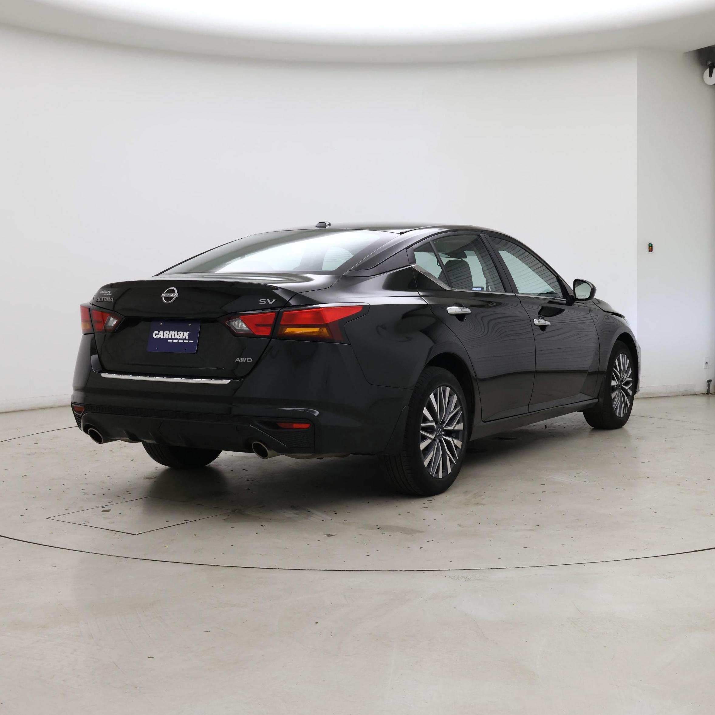 Thumbnail: 2023 Nissan Altima - 8