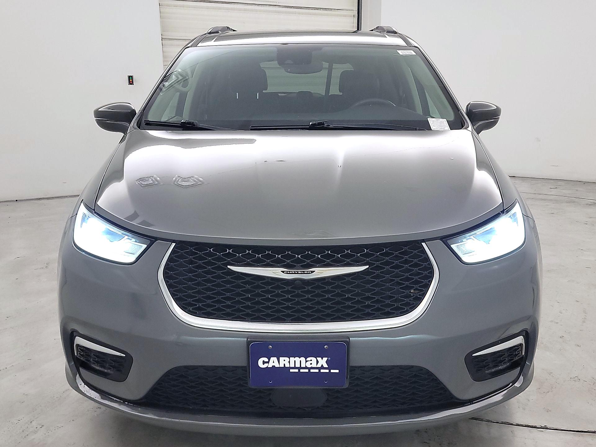 Thumbnail: 2022 Chrysler Pacifica - 2