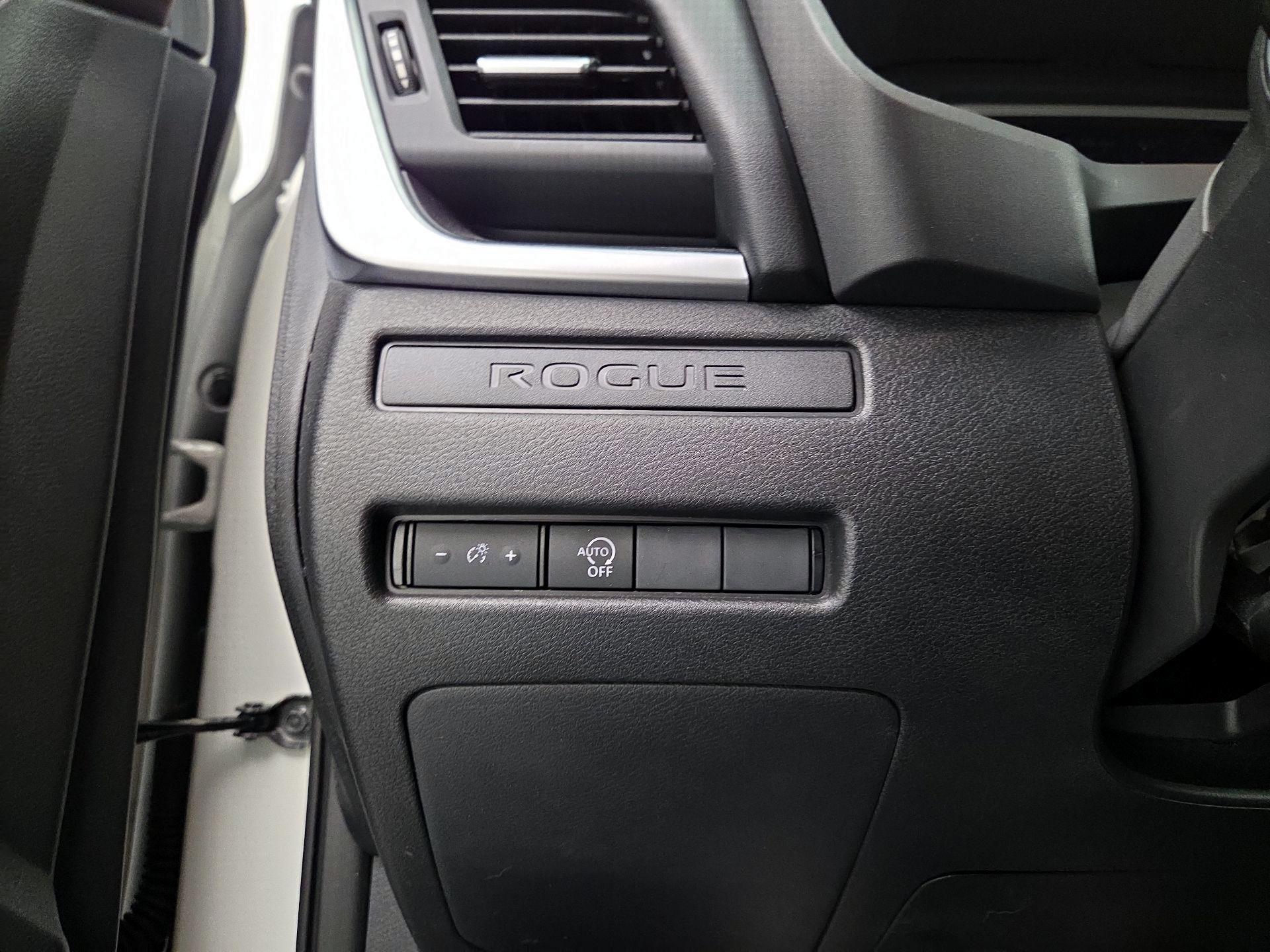 Thumbnail: 2023 Nissan Rogue - 13