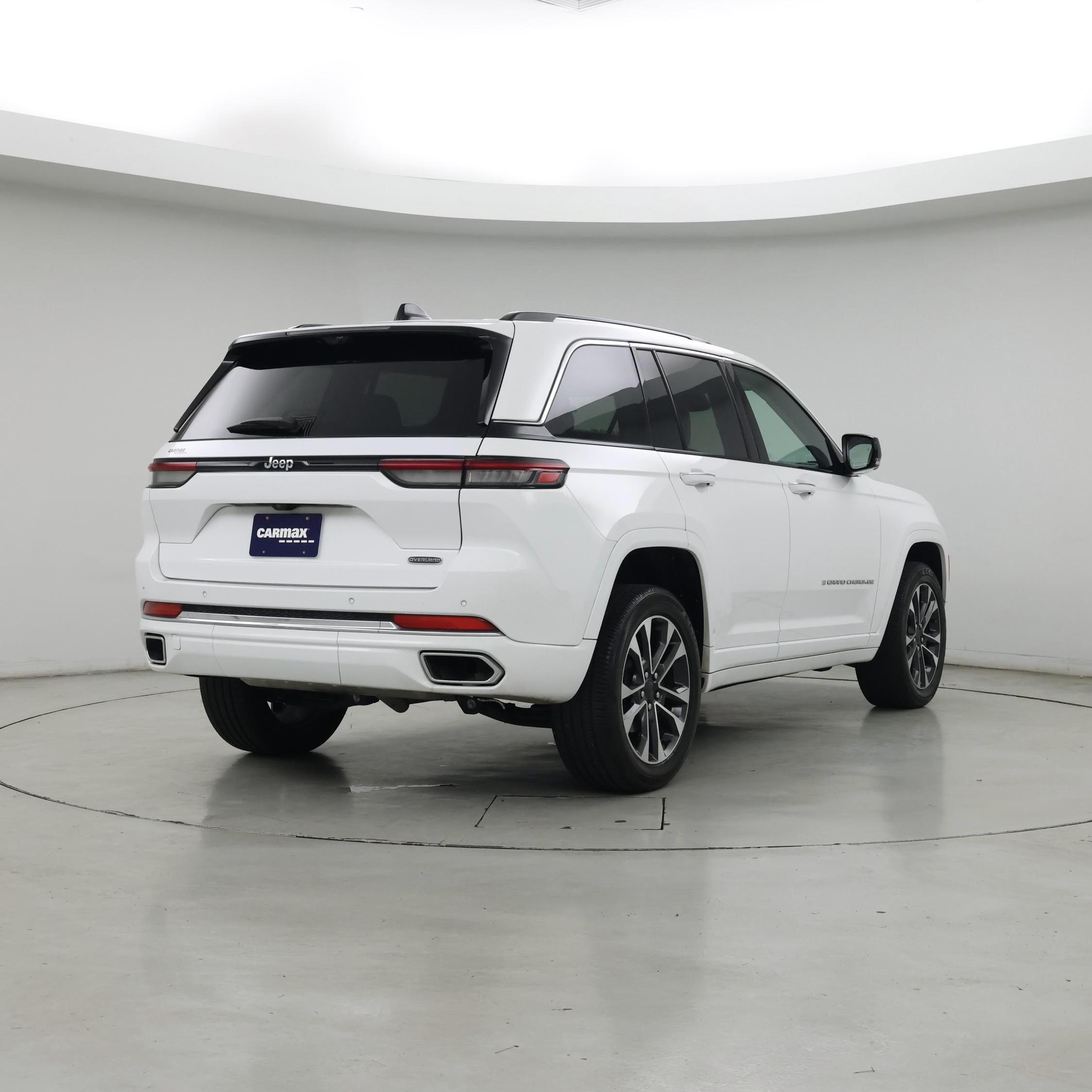 Thumbnail: 2023 Jeep Grand Cherokee - 8