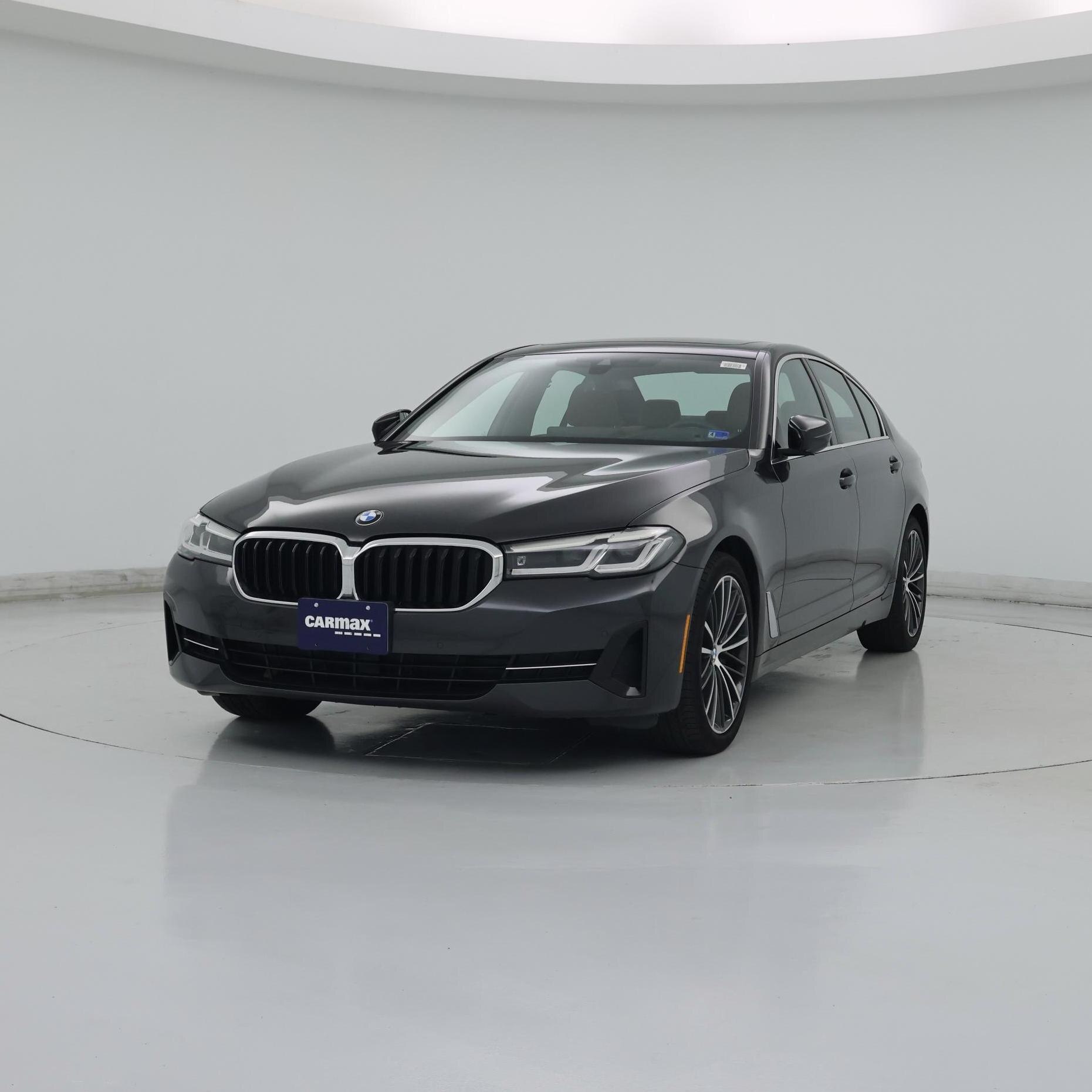 Thumbnail: 2023 BMW 5 Series - 4