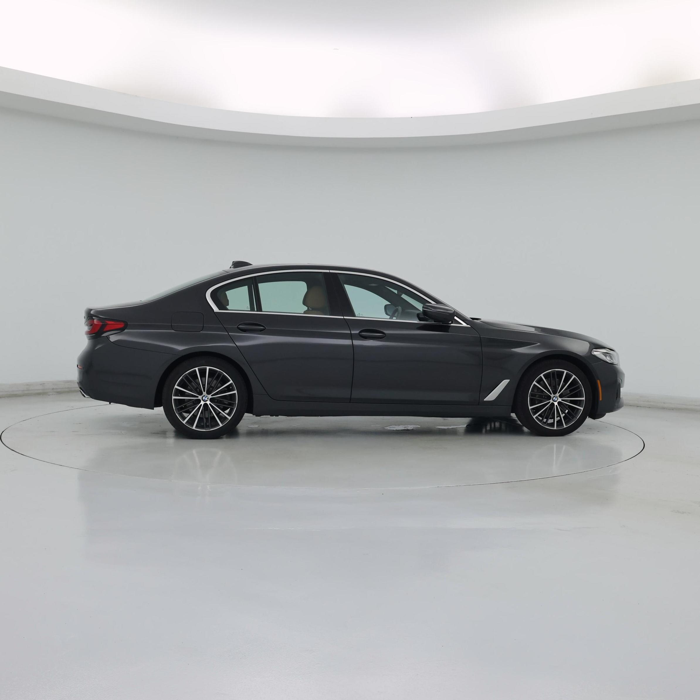 Thumbnail: 2023 BMW 5 Series - 7
