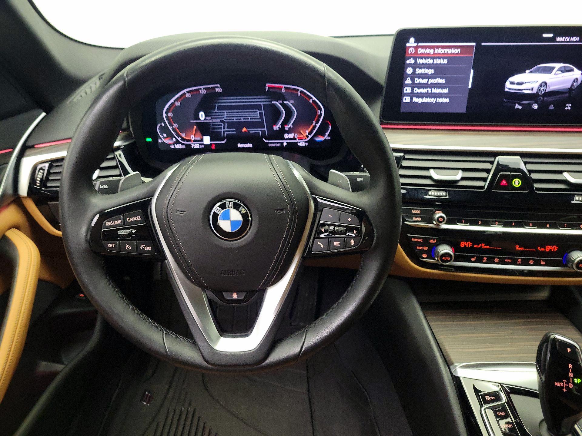 Thumbnail: 2023 BMW 5 Series - 10