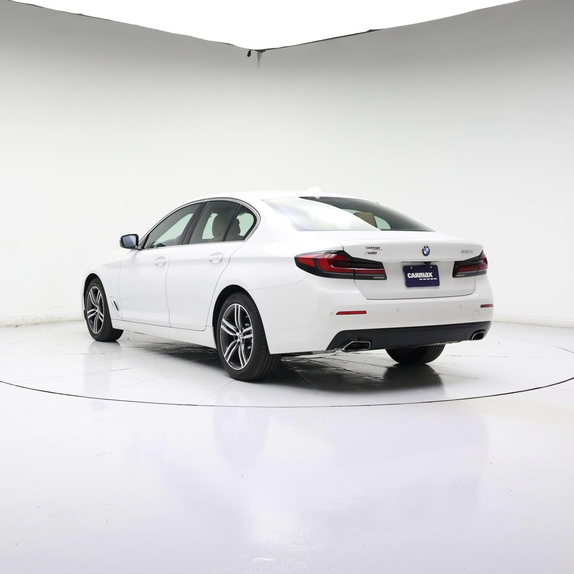 Thumbnail: 2023 BMW 5 Series - 2