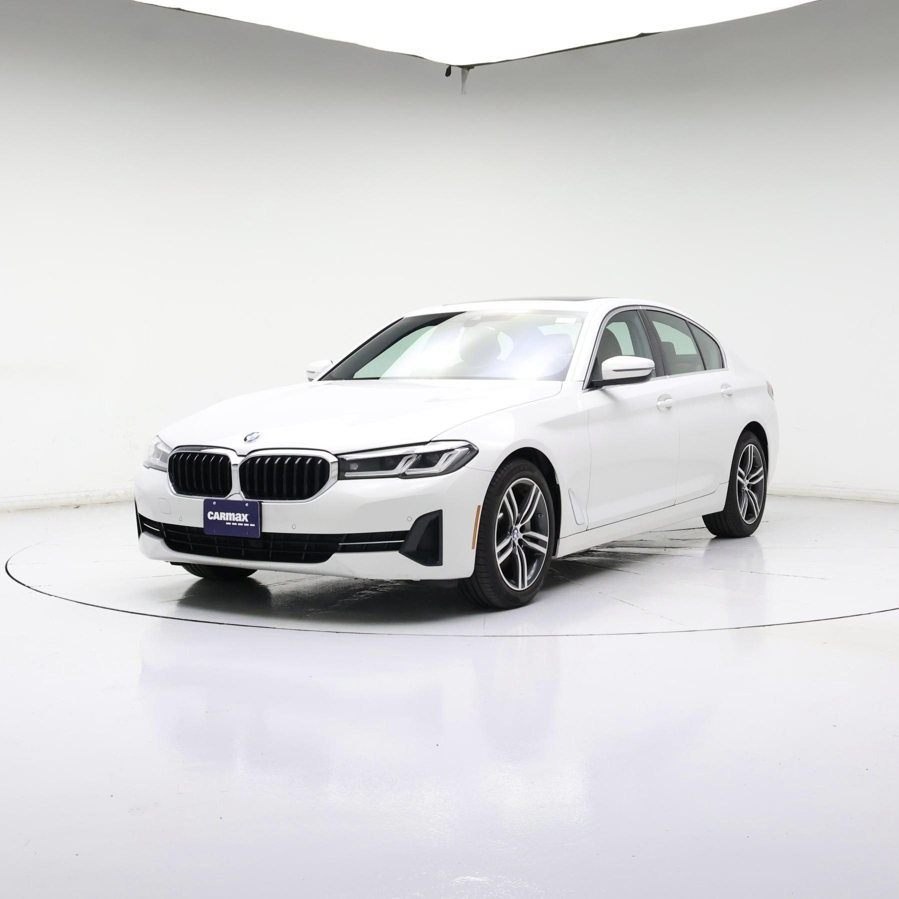 Thumbnail: 2023 BMW 5 Series - 4
