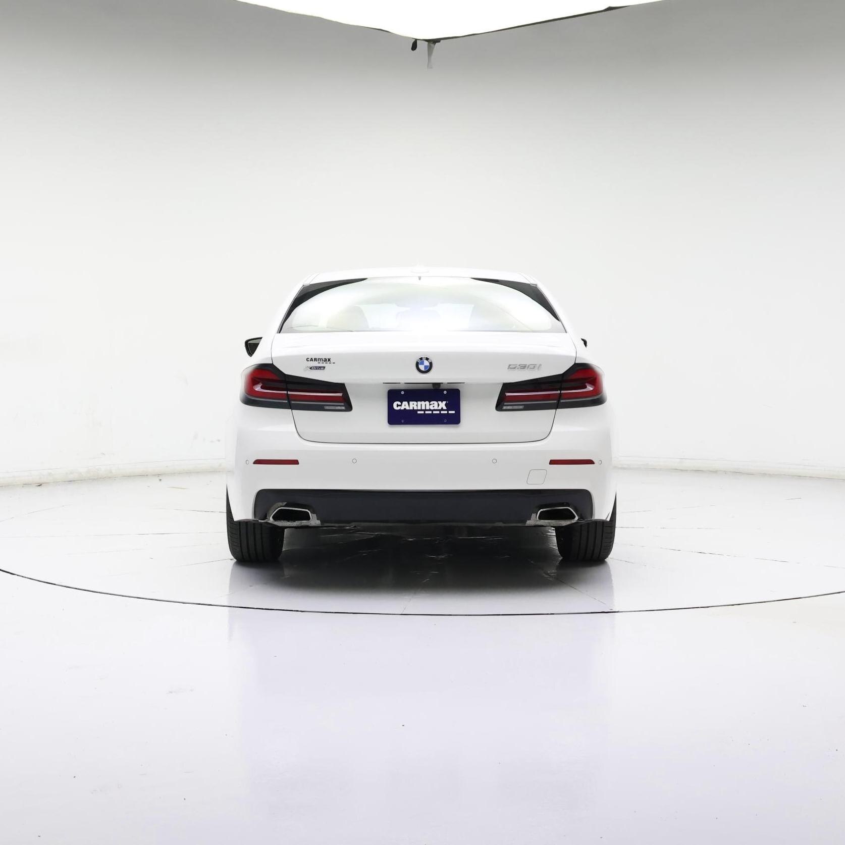 Thumbnail: 2023 BMW 5 Series - 6