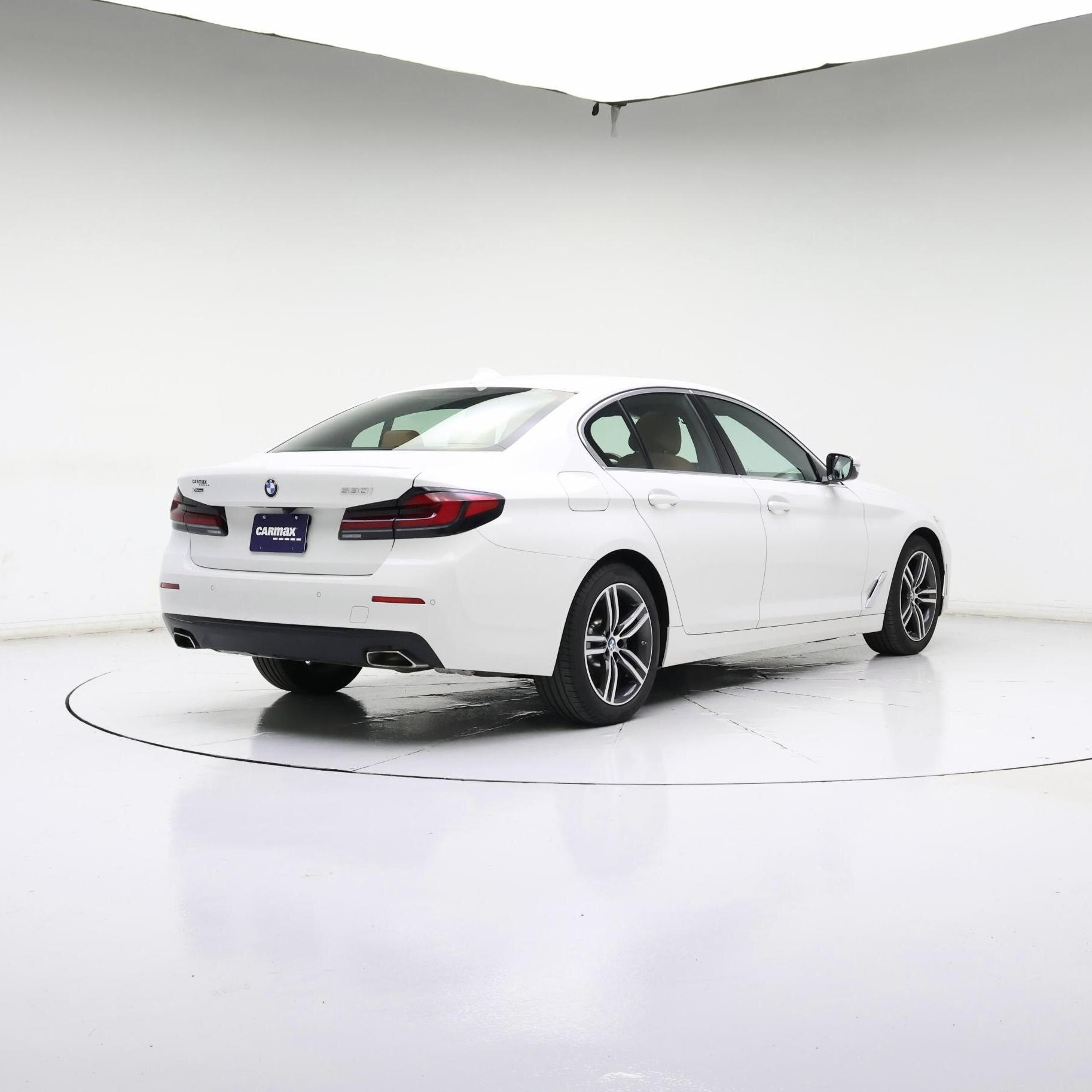 Thumbnail: 2023 BMW 5 Series - 8