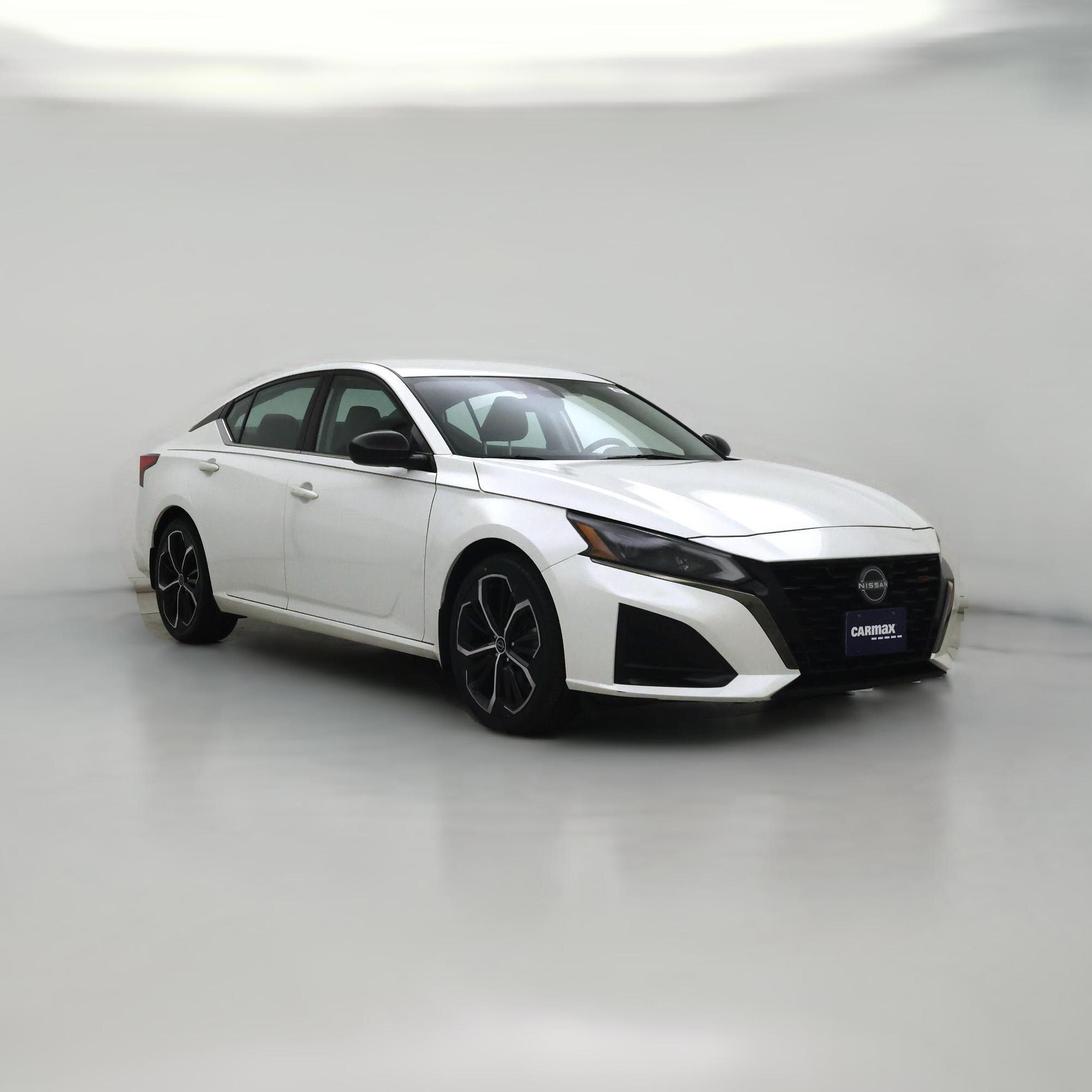 Thumbnail: 2023 Nissan Altima - 1