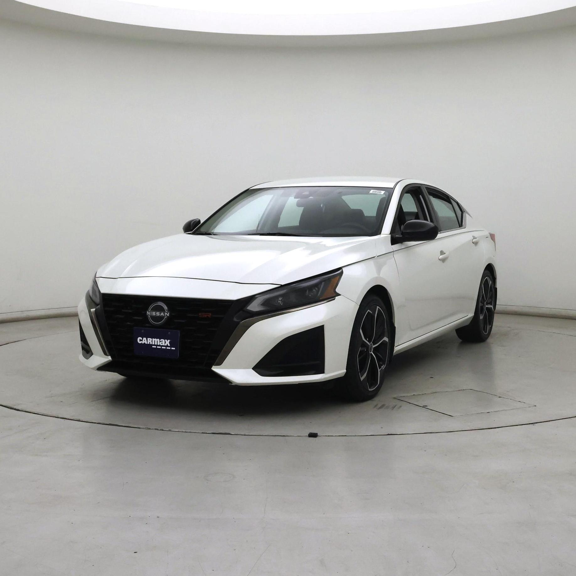 Thumbnail: 2023 Nissan Altima - 4