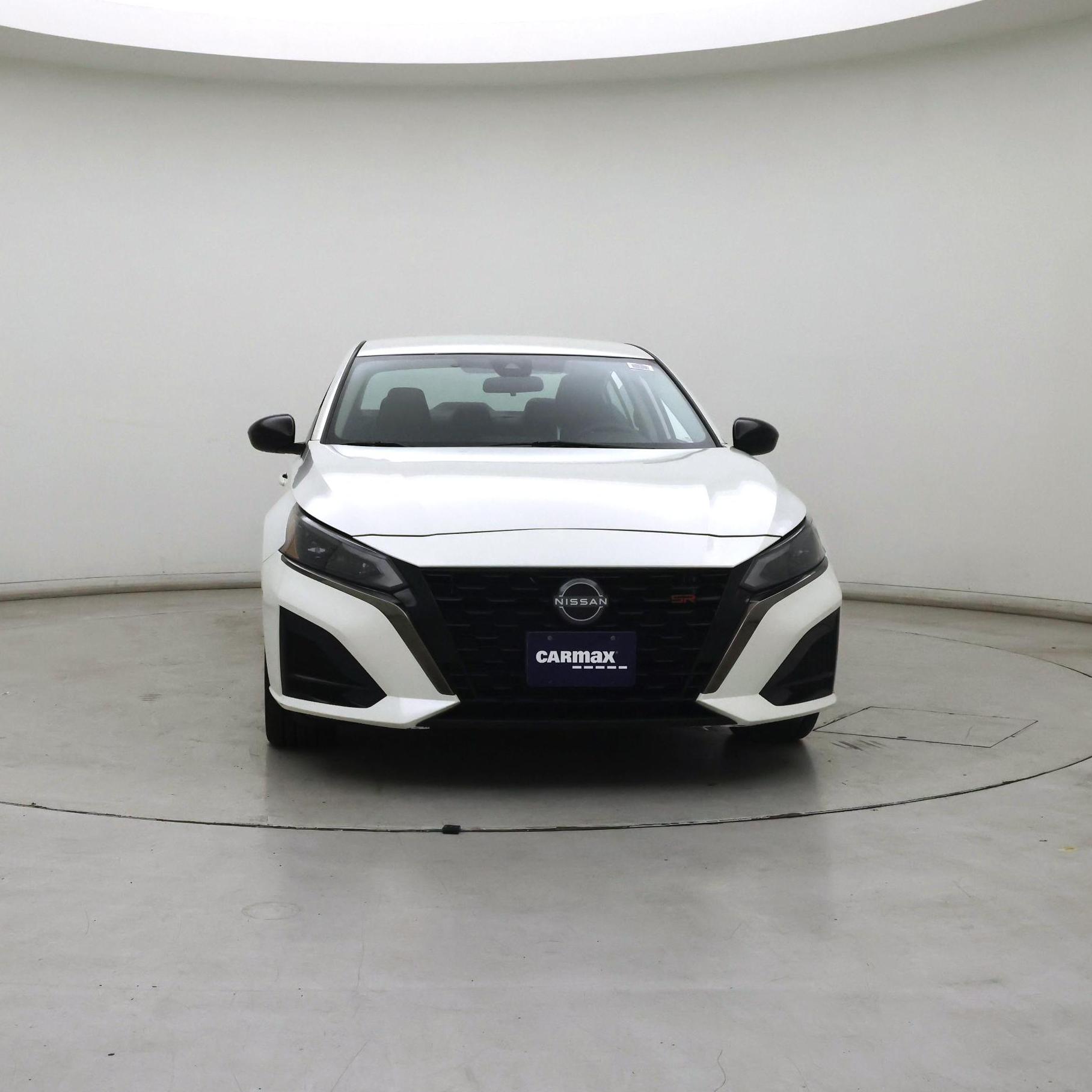 Thumbnail: 2023 Nissan Altima - 5