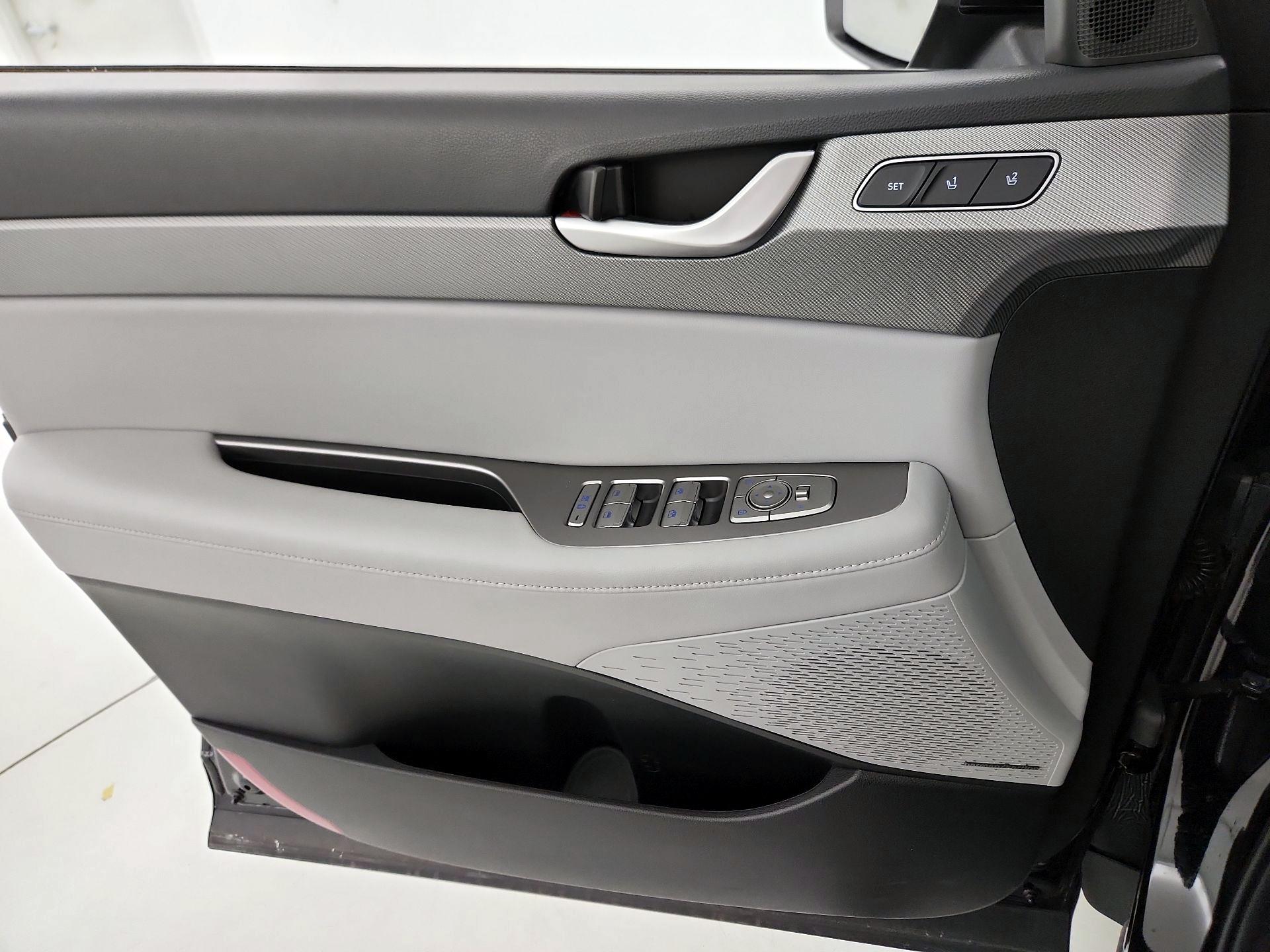 Thumbnail: 2023 Hyundai Palisade - 12