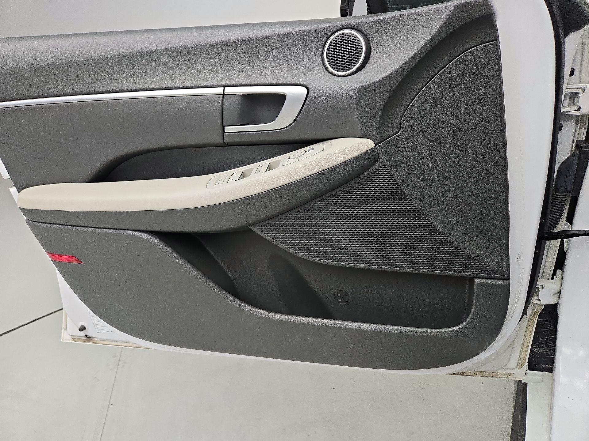 Thumbnail: 2025 Hyundai Sonata - 12