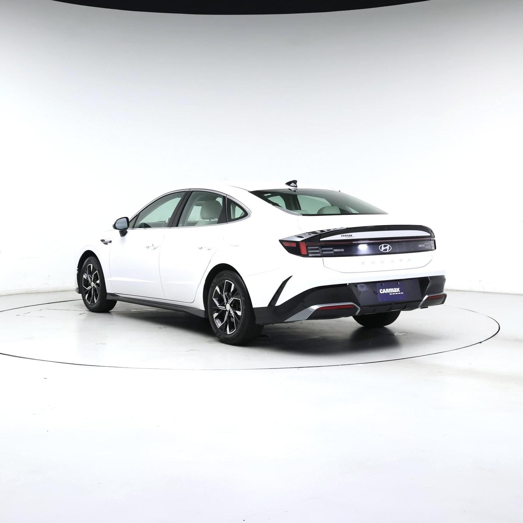 Thumbnail: 2025 Hyundai Sonata - 2