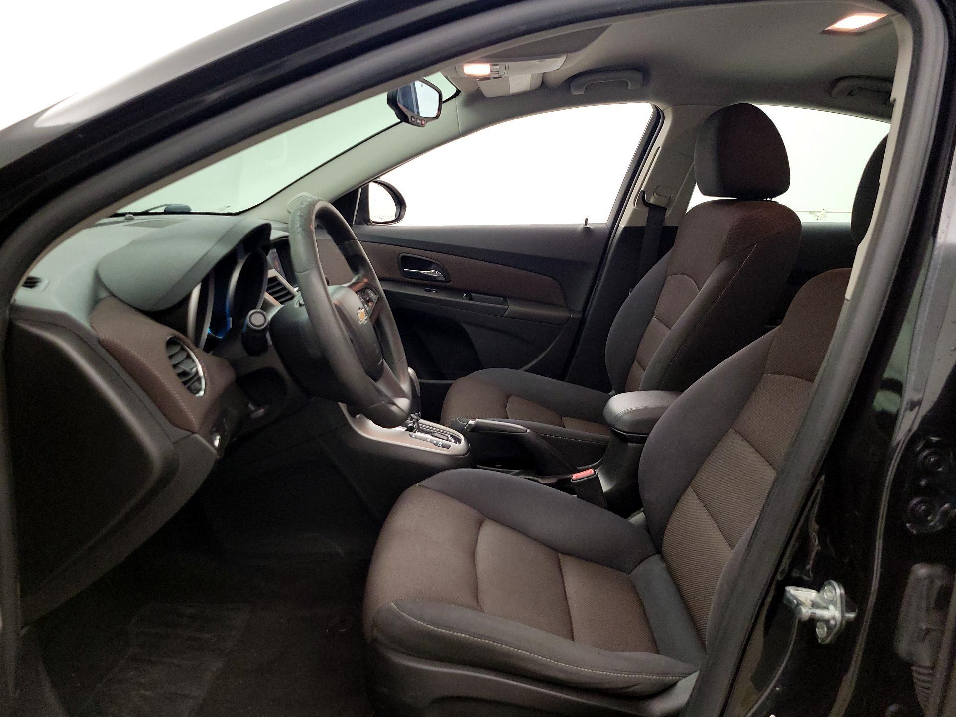 Thumbnail: 2015 Chevrolet Cruze - 11