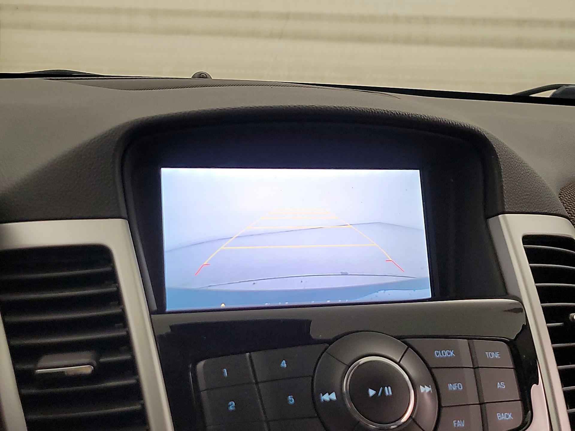 Thumbnail: 2015 Chevrolet Cruze - 14