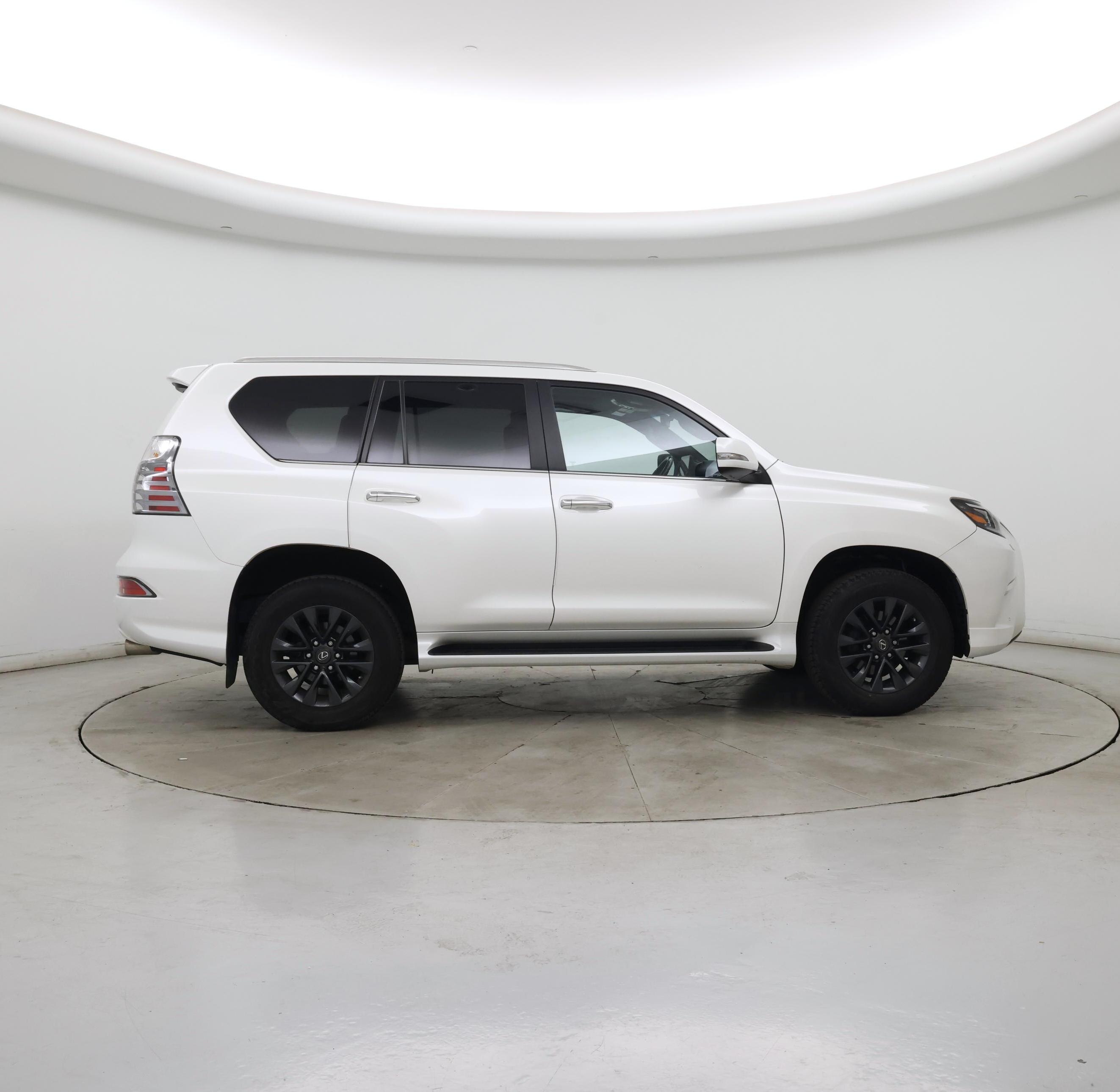 Thumbnail: 2023 Lexus GX - 7