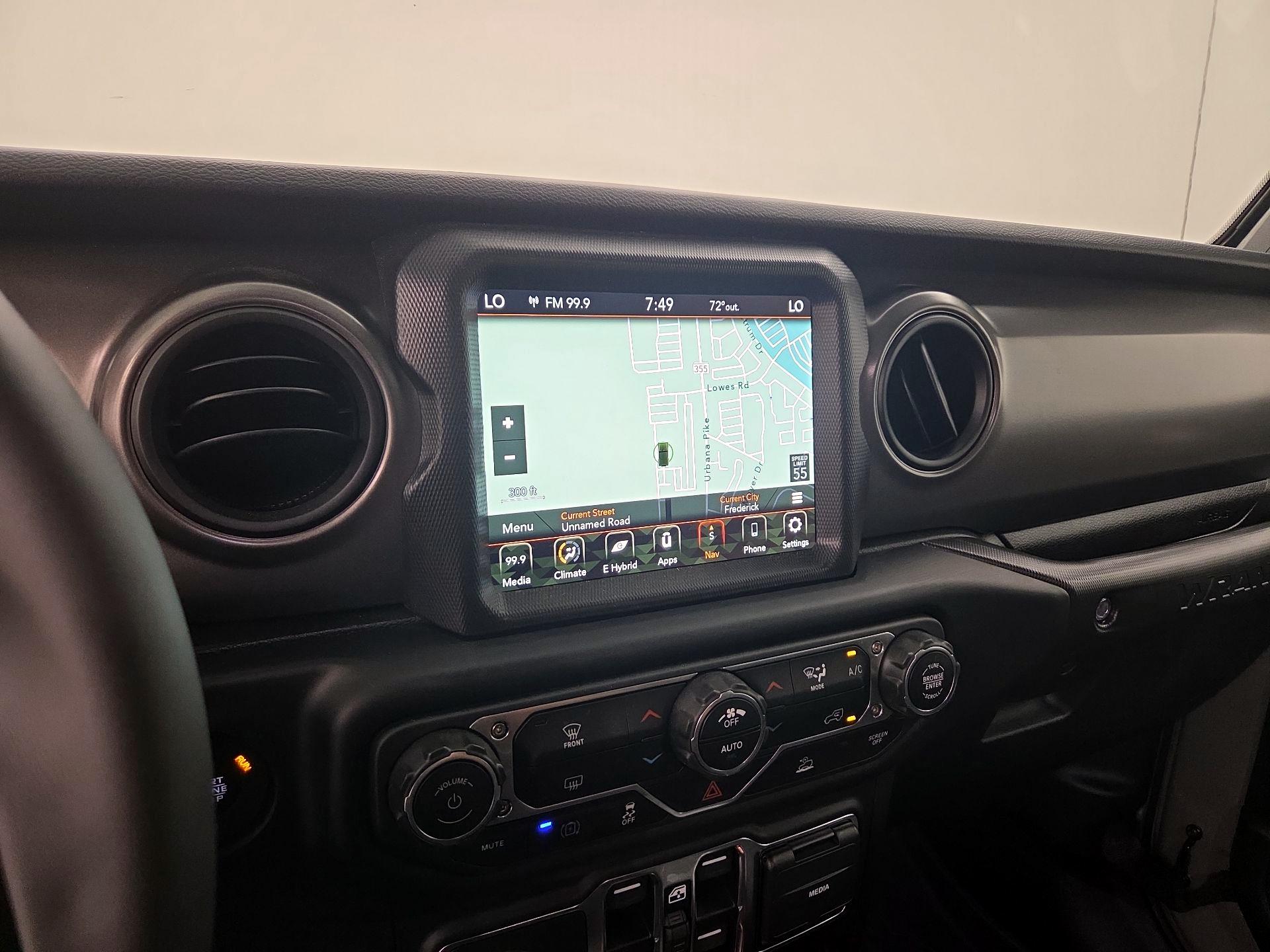 Thumbnail: 2023 Jeep Wrangler - 14