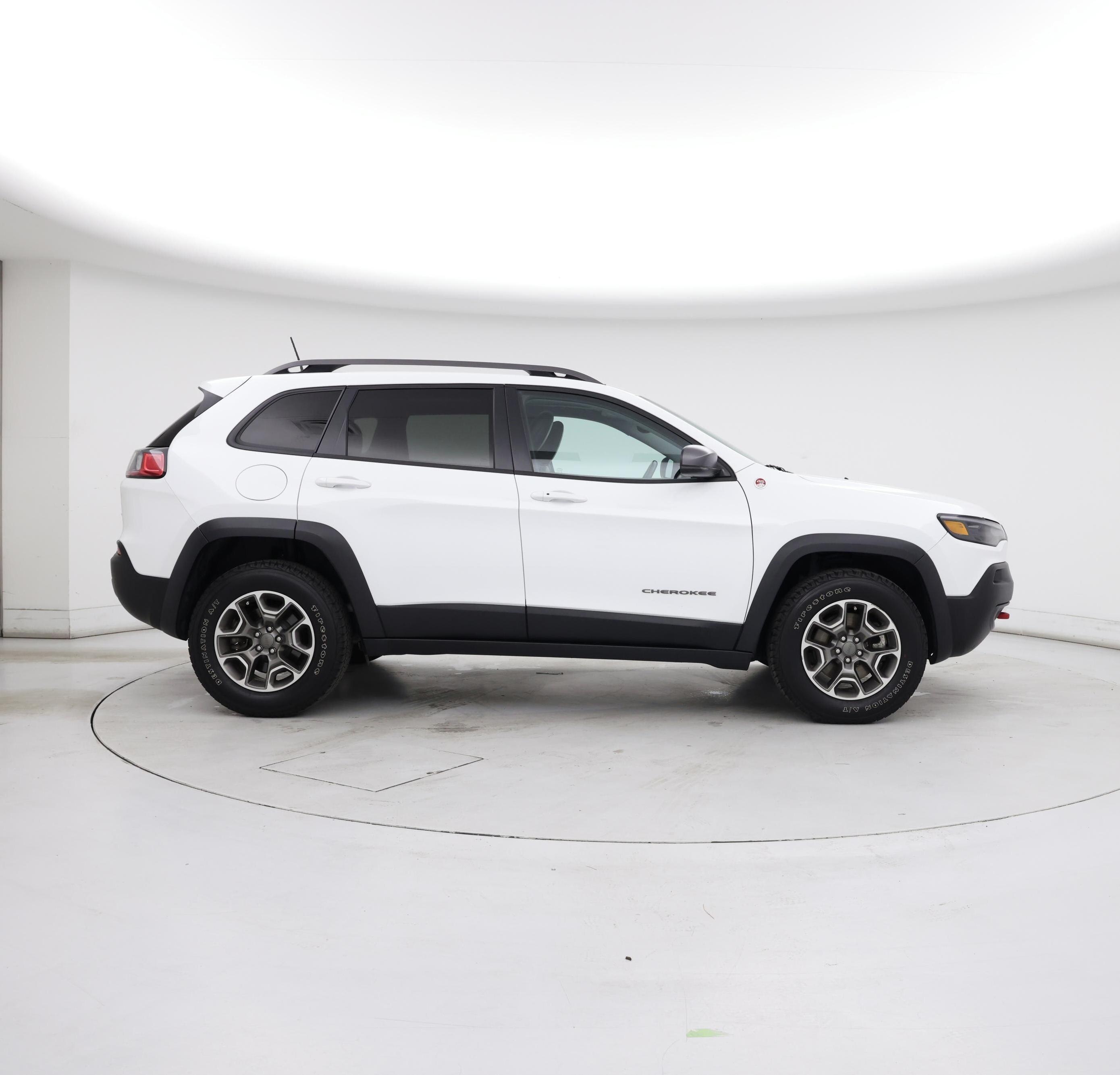 Thumbnail: 2021 Jeep Cherokee - 7