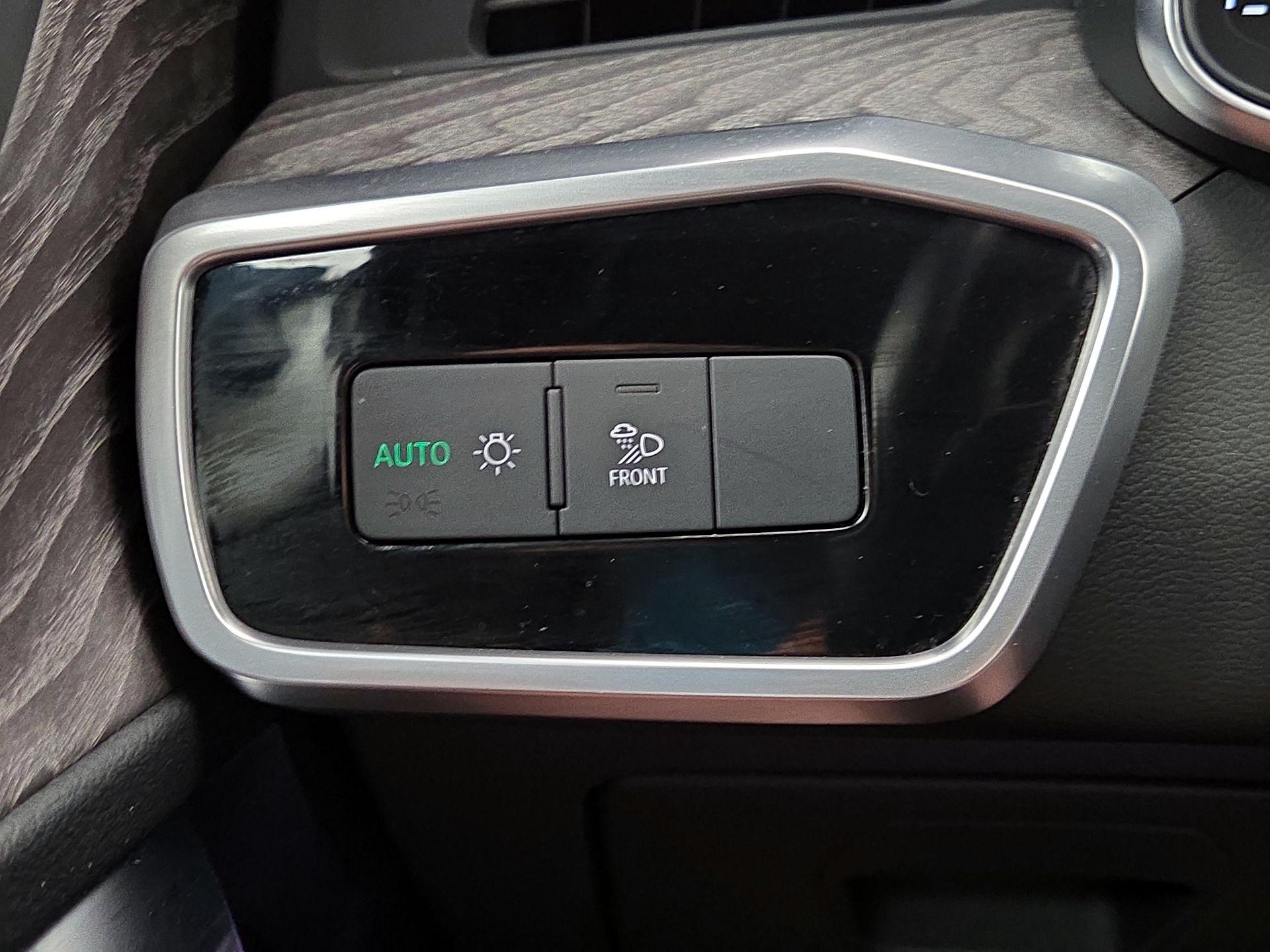 Thumbnail: 2024 Audi A6 - 13