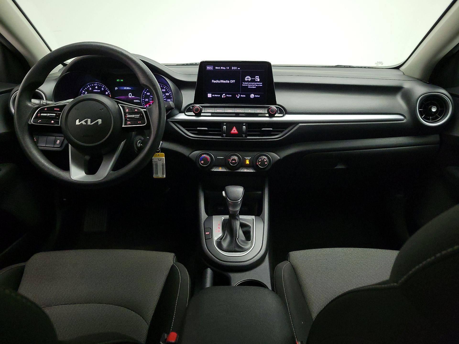 Thumbnail: 2023 Kia Forte - 9
