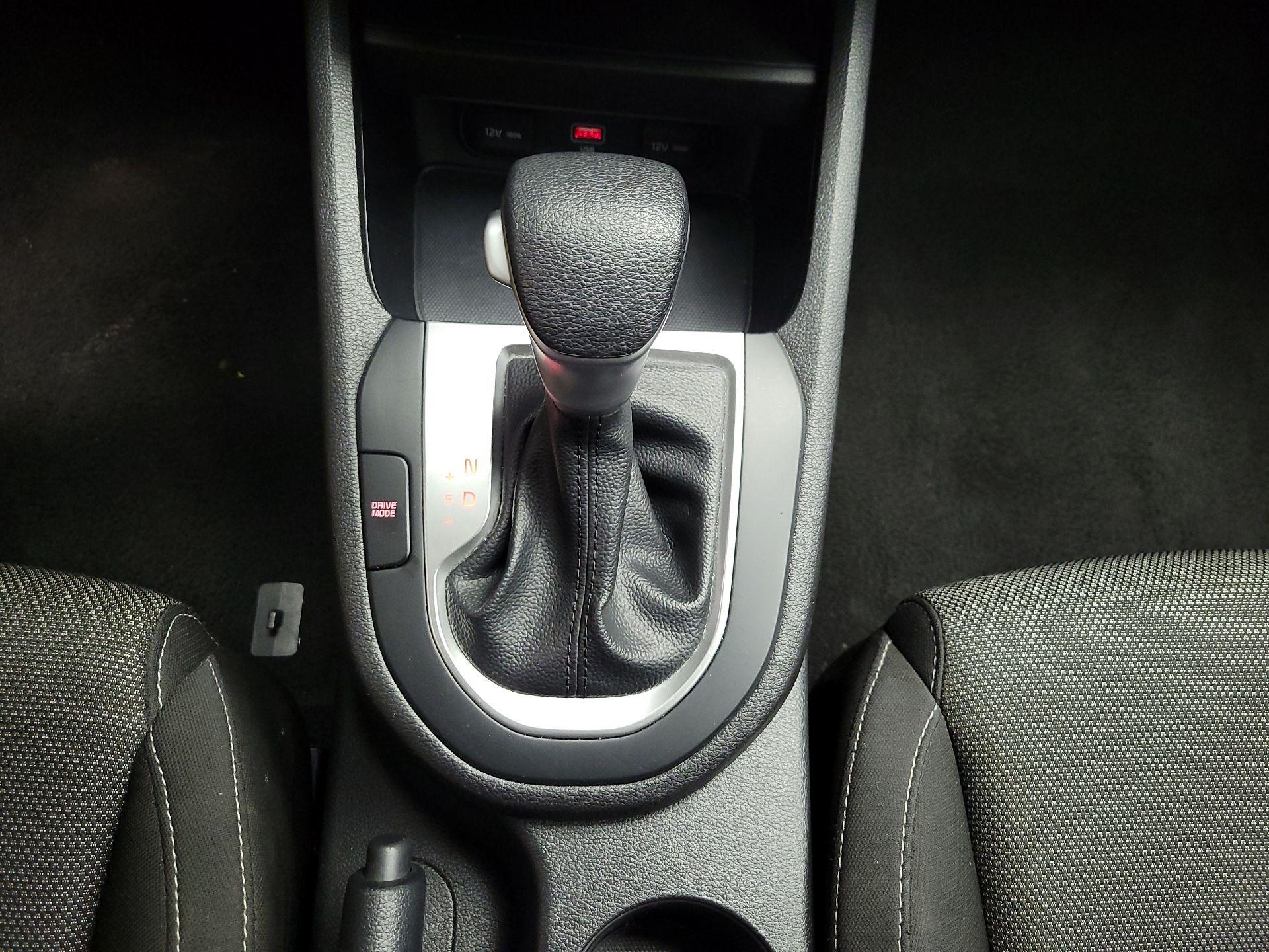 Thumbnail: 2023 Kia Forte - 16
