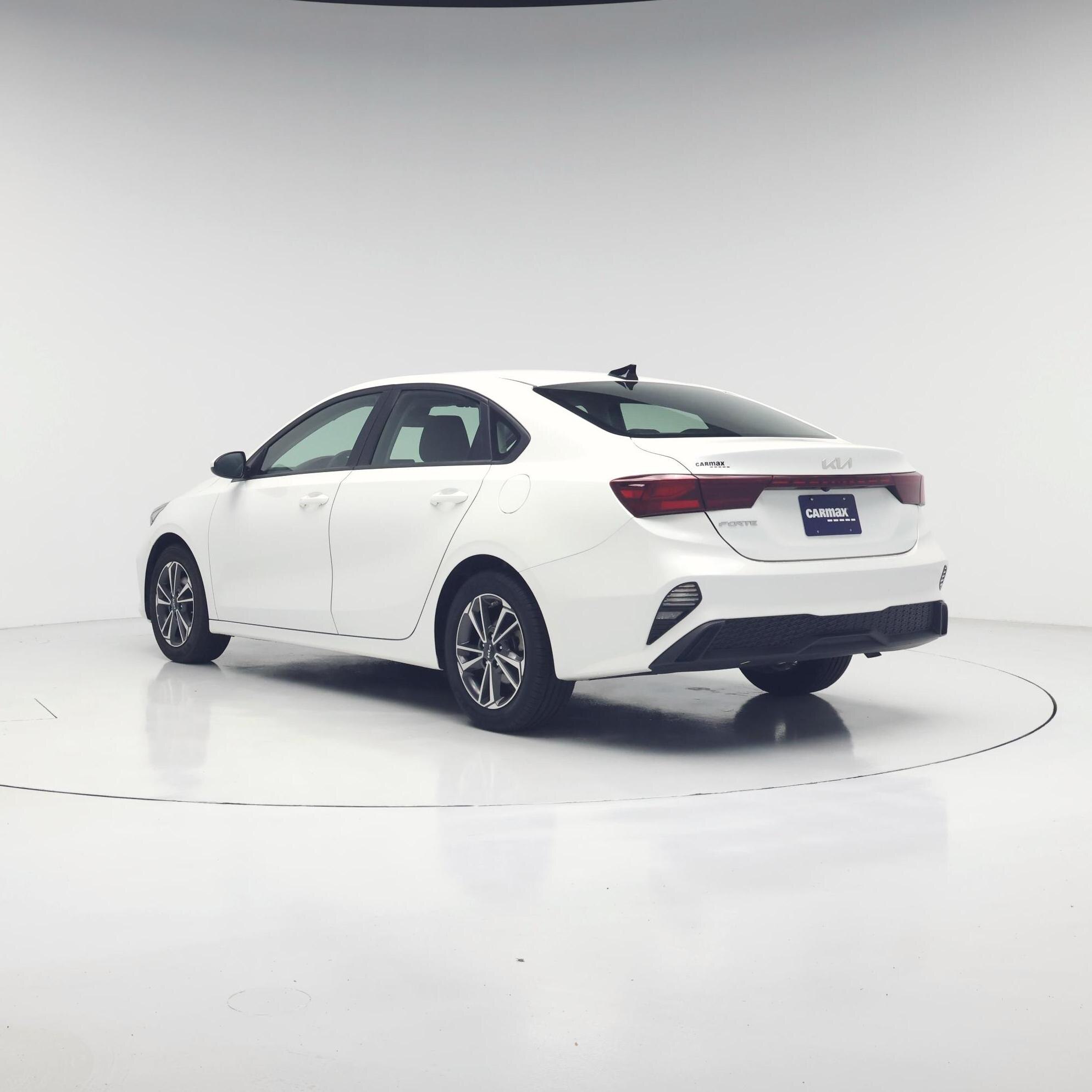 Thumbnail: 2023 Kia Forte - 2