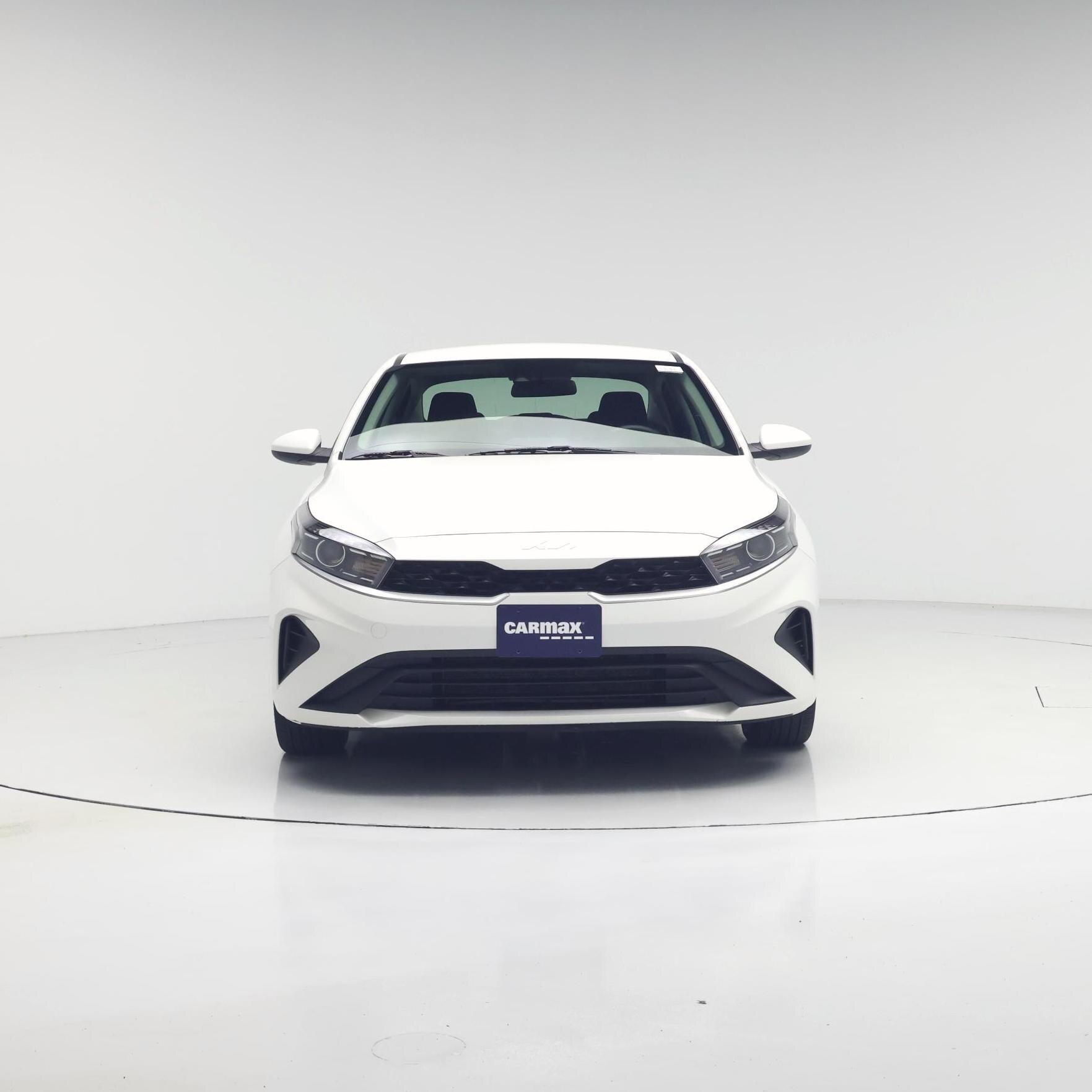 Thumbnail: 2023 Kia Forte - 5