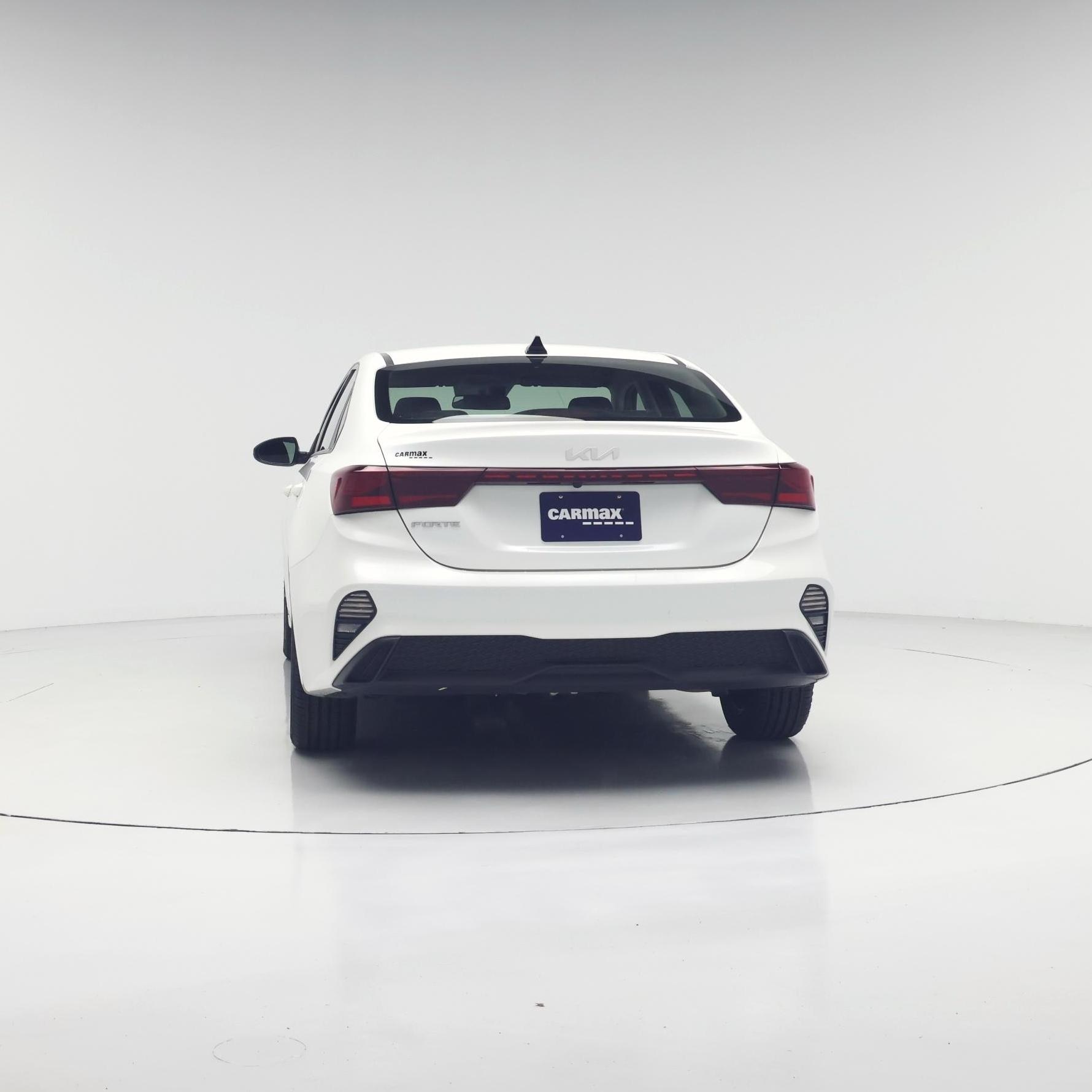 Thumbnail: 2023 Kia Forte - 6