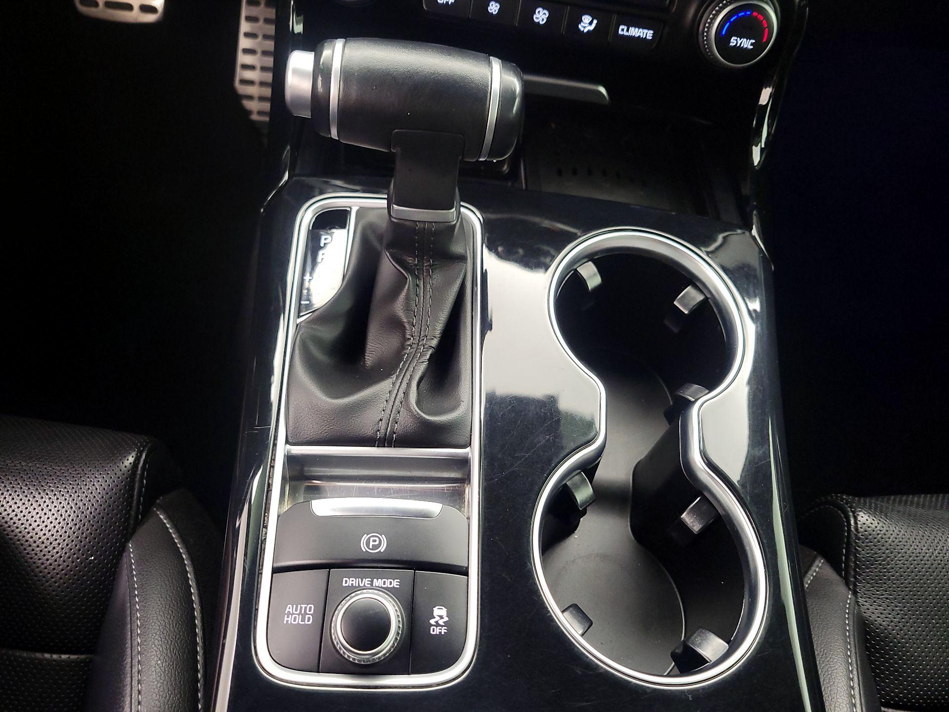 Thumbnail: 2022 Kia Stinger - 17