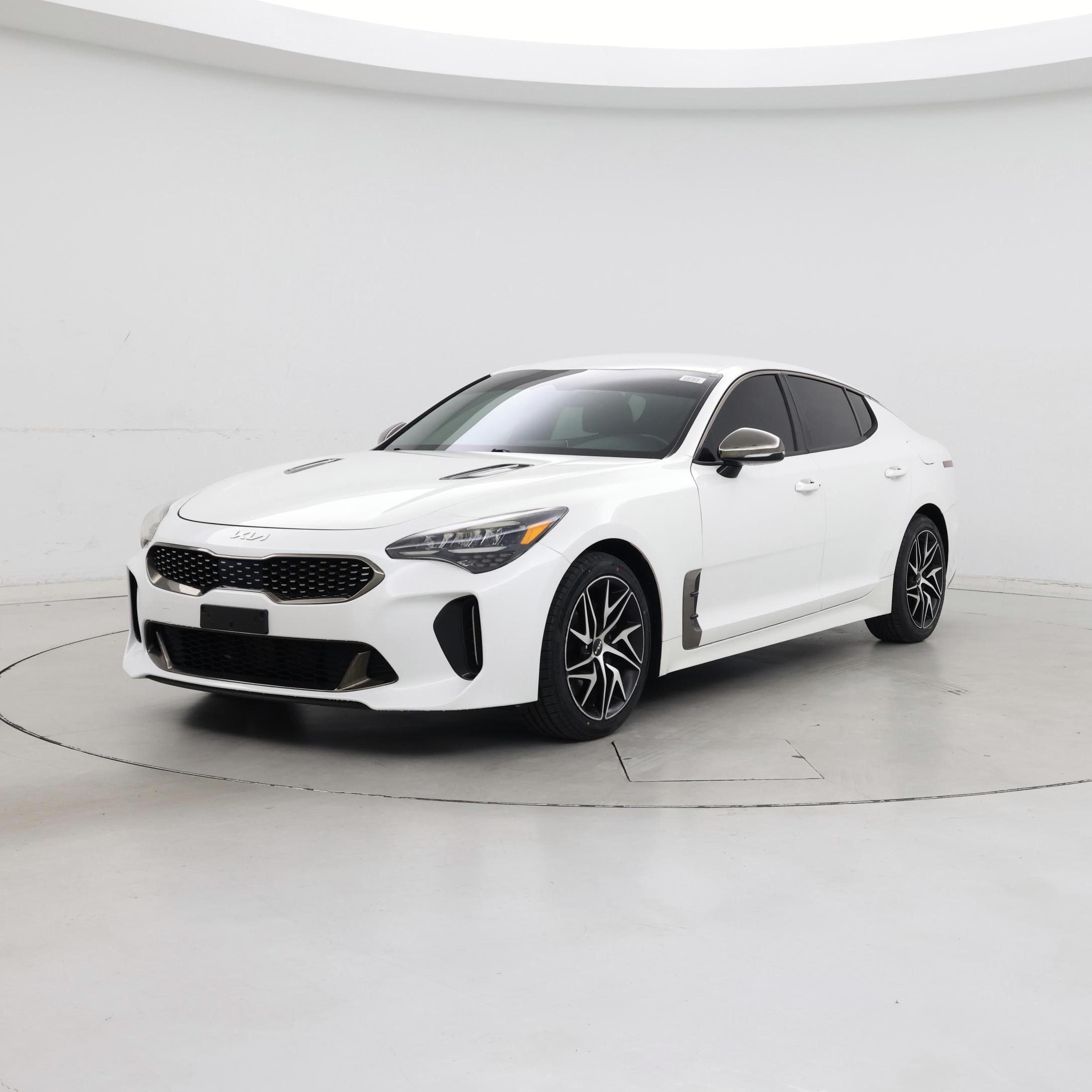 Thumbnail: 2022 Kia Stinger - 4
