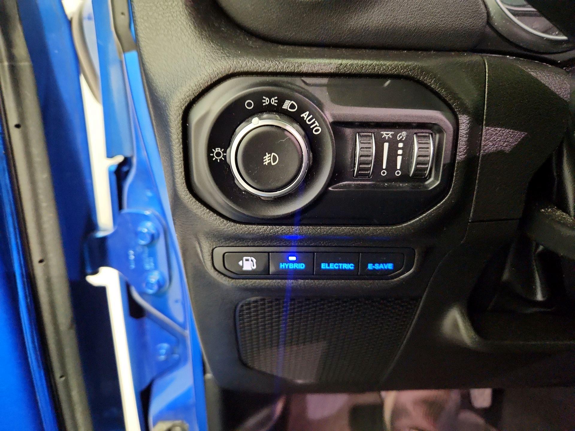 Thumbnail: 2022 Jeep Wrangler - 13