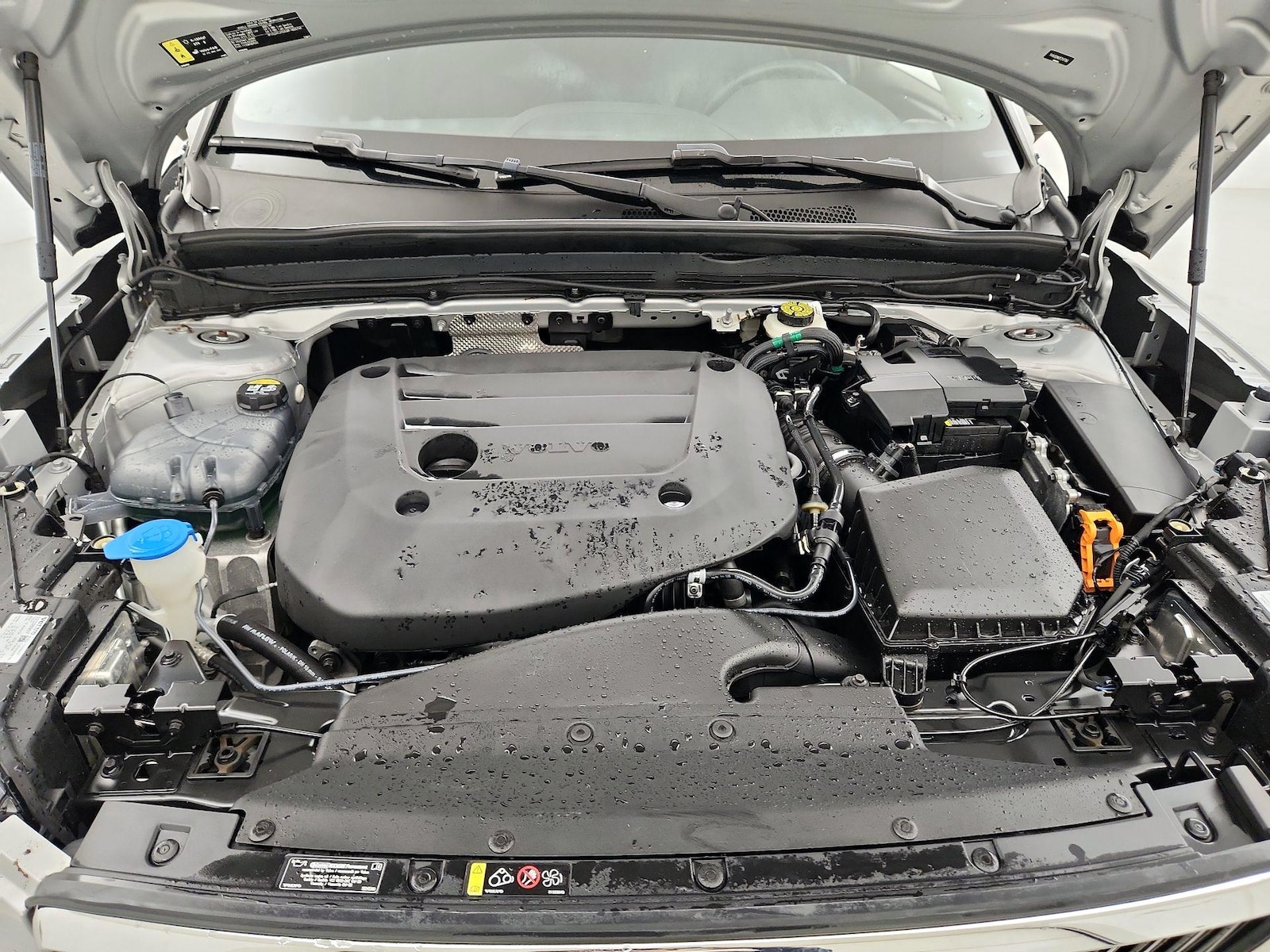 2023 Volvo XC40 Plus - Photo 22