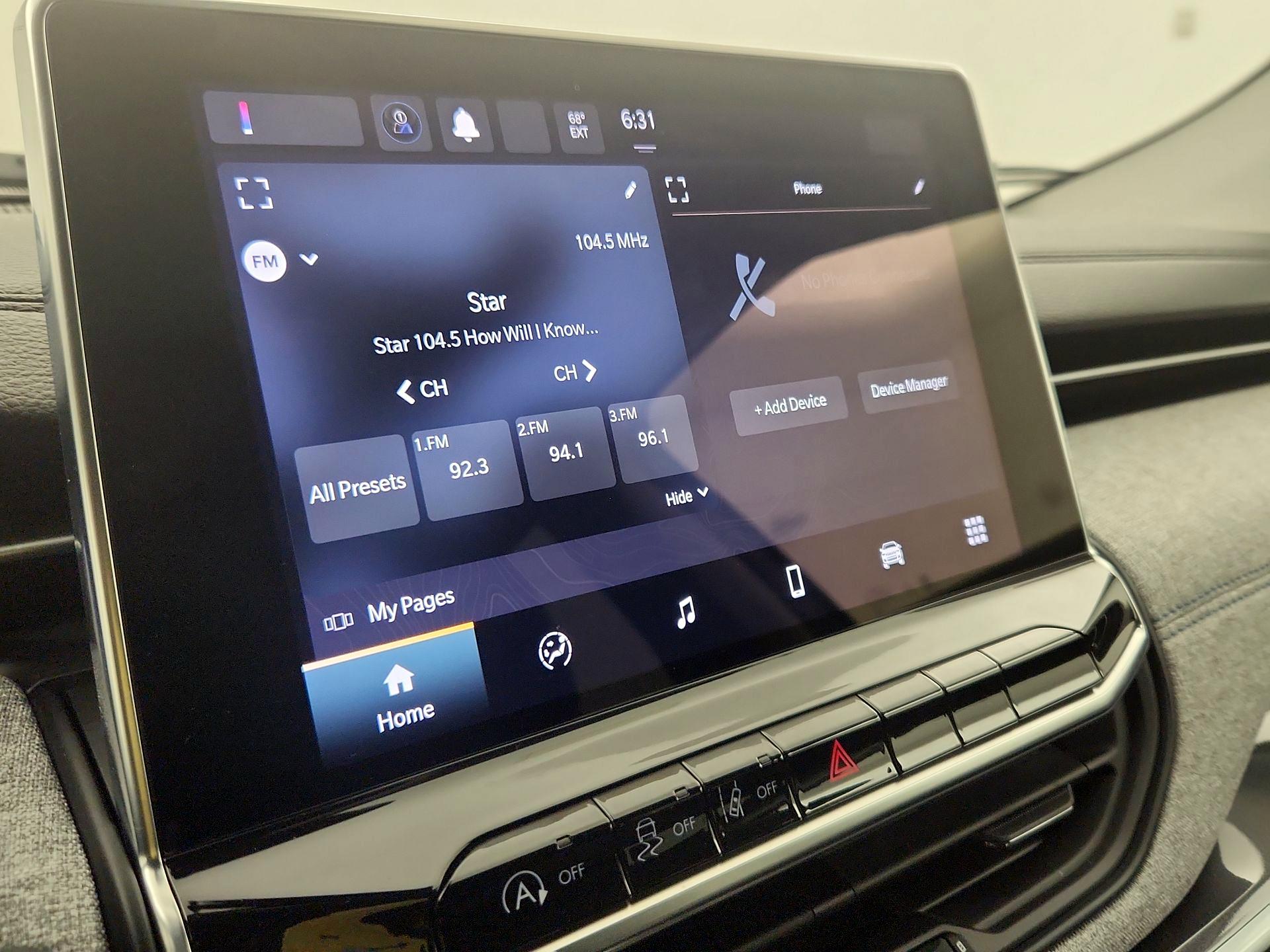 Thumbnail: 2022 Jeep Compass - 15