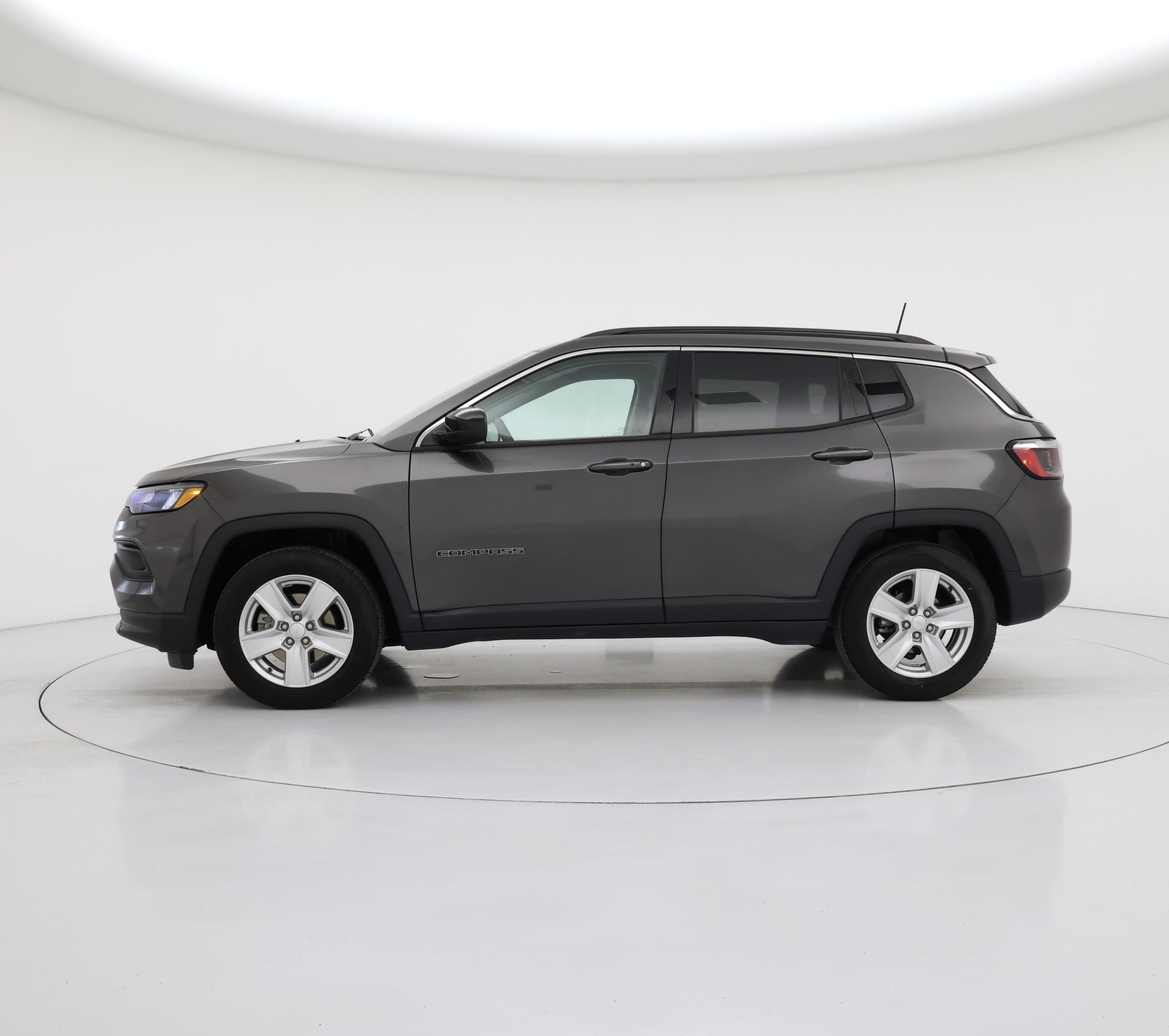 Thumbnail: 2022 Jeep Compass - 3