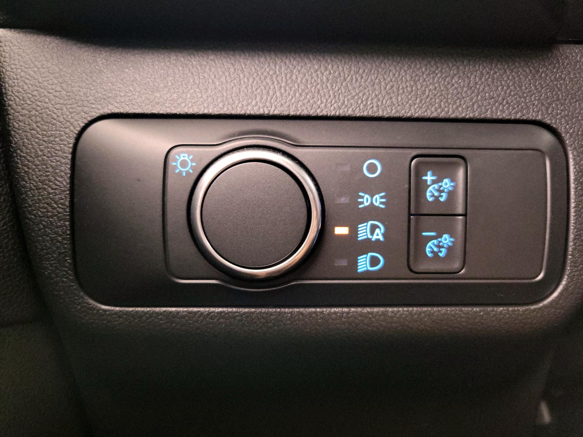 Thumbnail: 2022 Ford Escape - 13