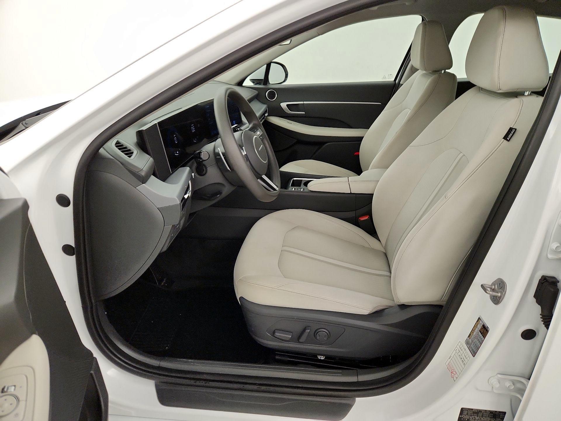 Thumbnail: 2025 Hyundai Sonata - 11