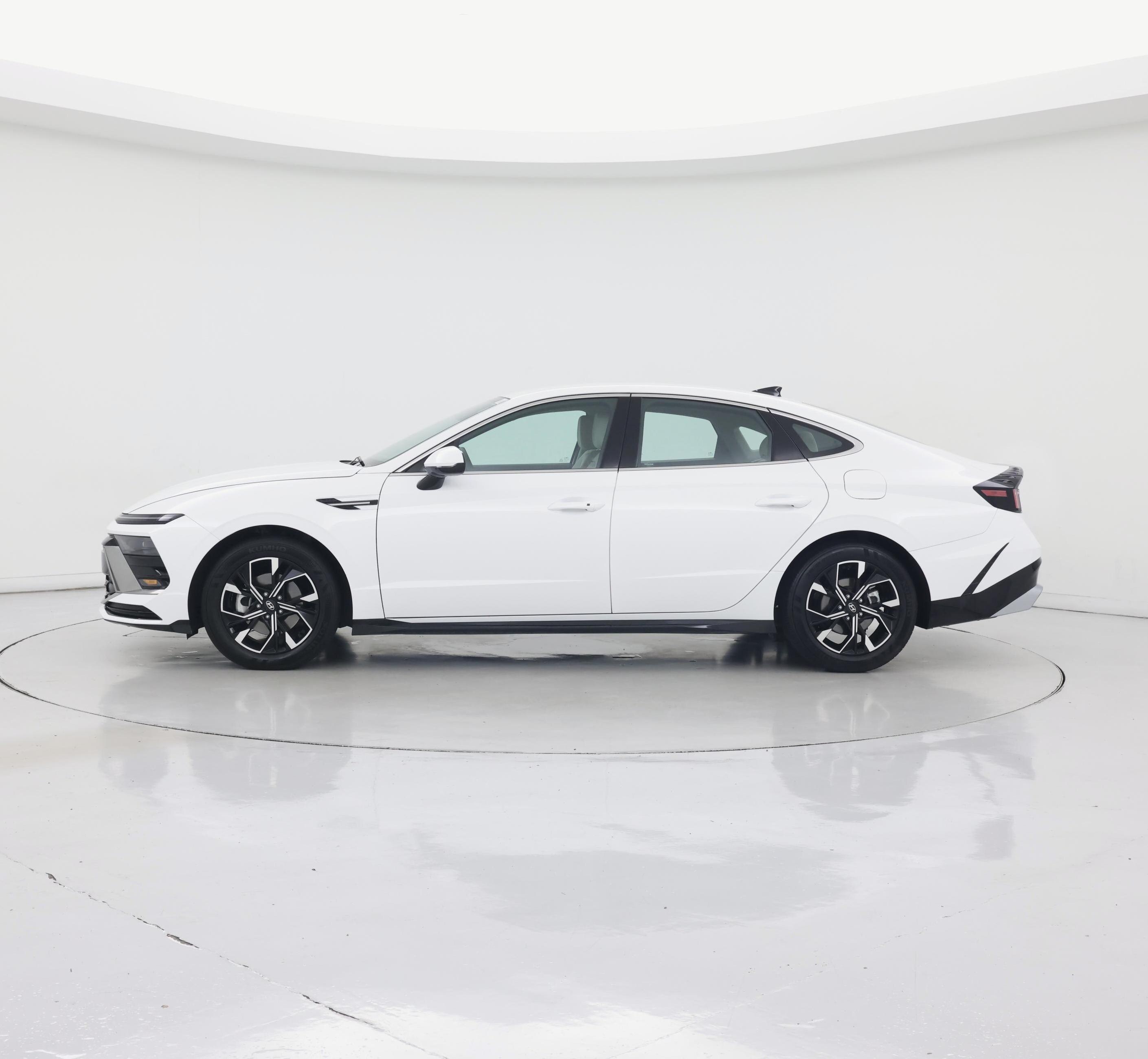 Thumbnail: 2025 Hyundai Sonata - 3