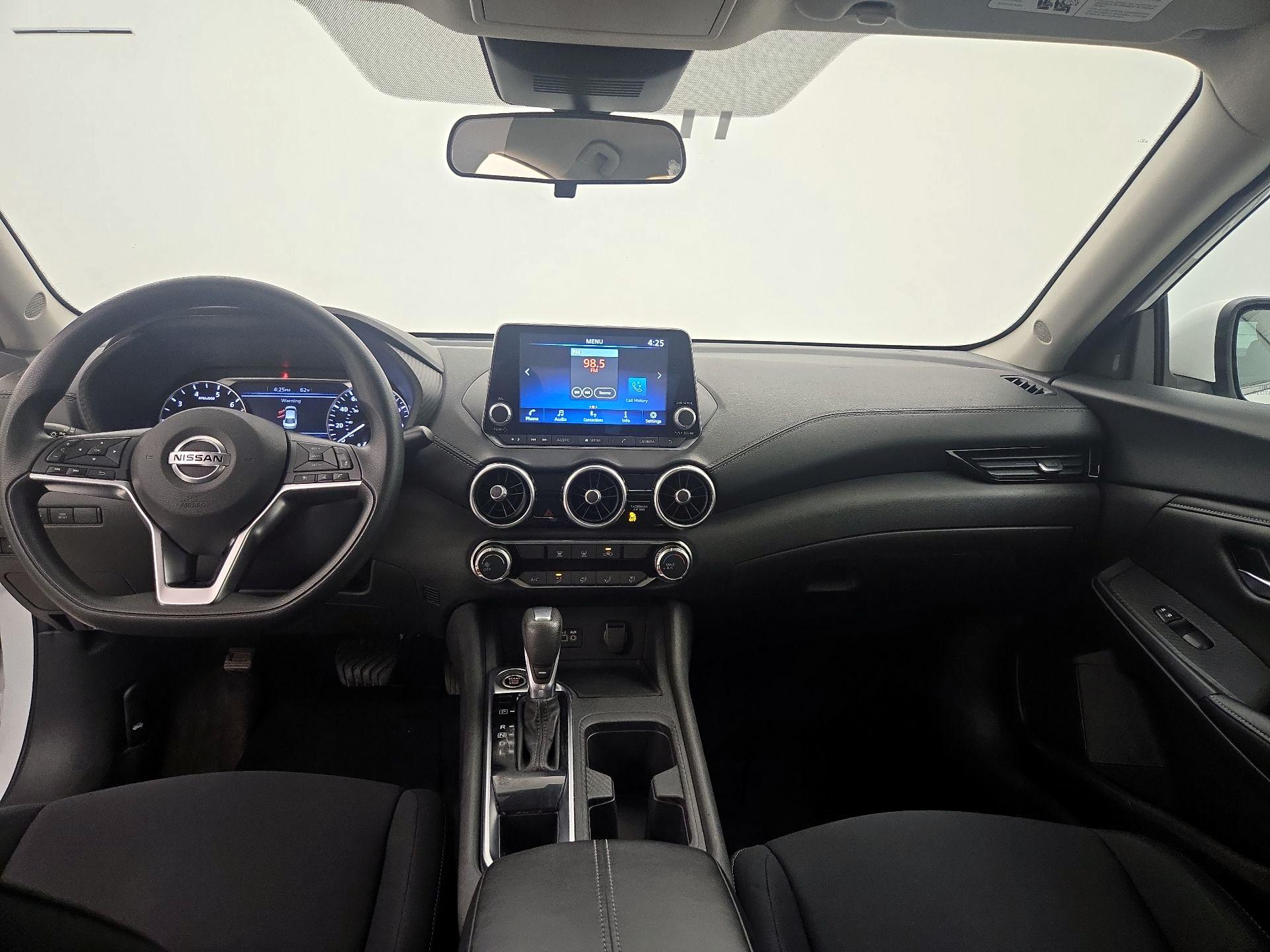 Thumbnail: 2023 Nissan Sentra - 9
