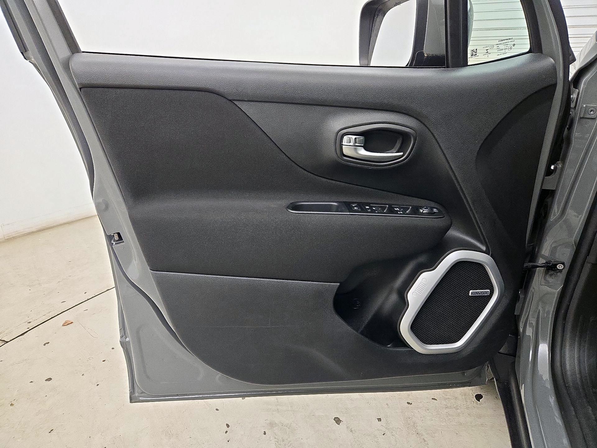 Thumbnail: 2021 Jeep Renegade - 12